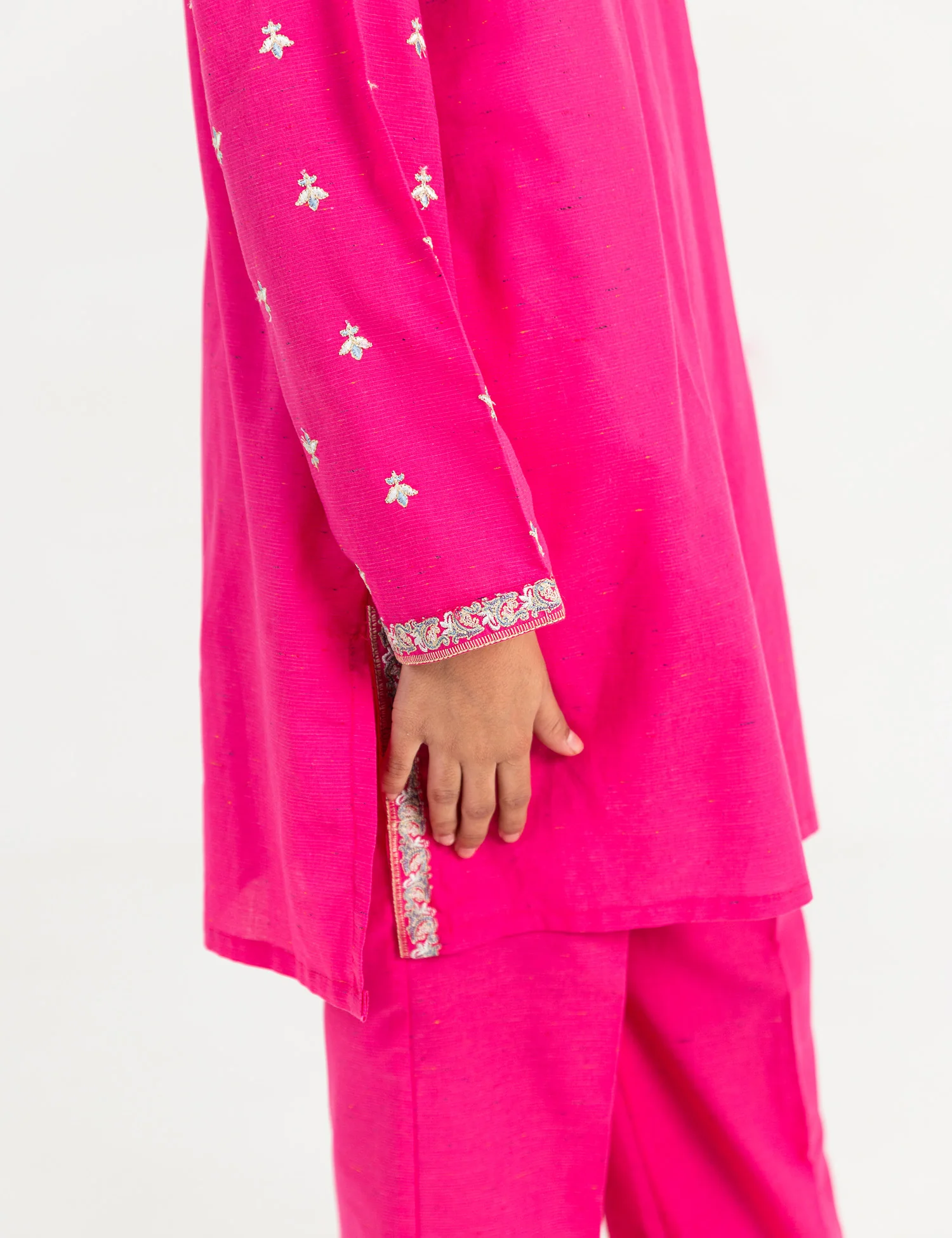 2 PIECE EMBROIDERED SUIT - Image 4