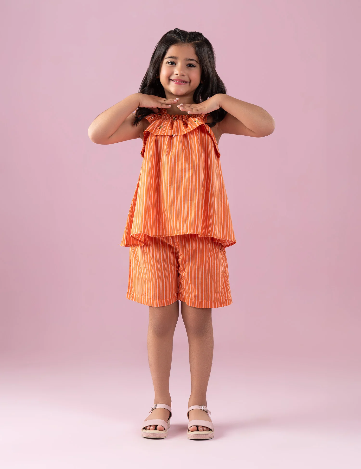 2 PIECE HONEY BEE EMBROIDERED SUIT - Image 3