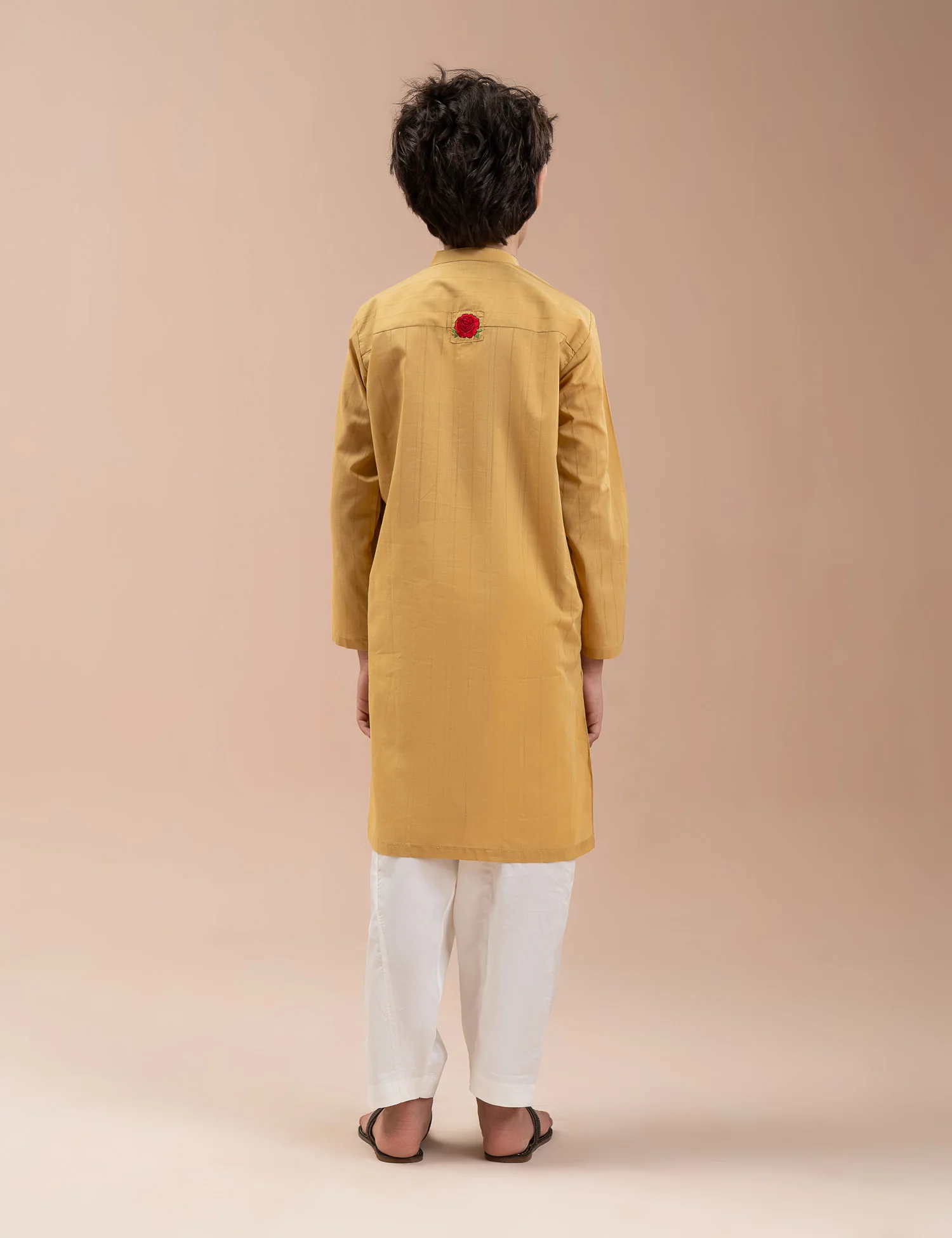 ROSE EMBROIDERED KURTA - Image 4