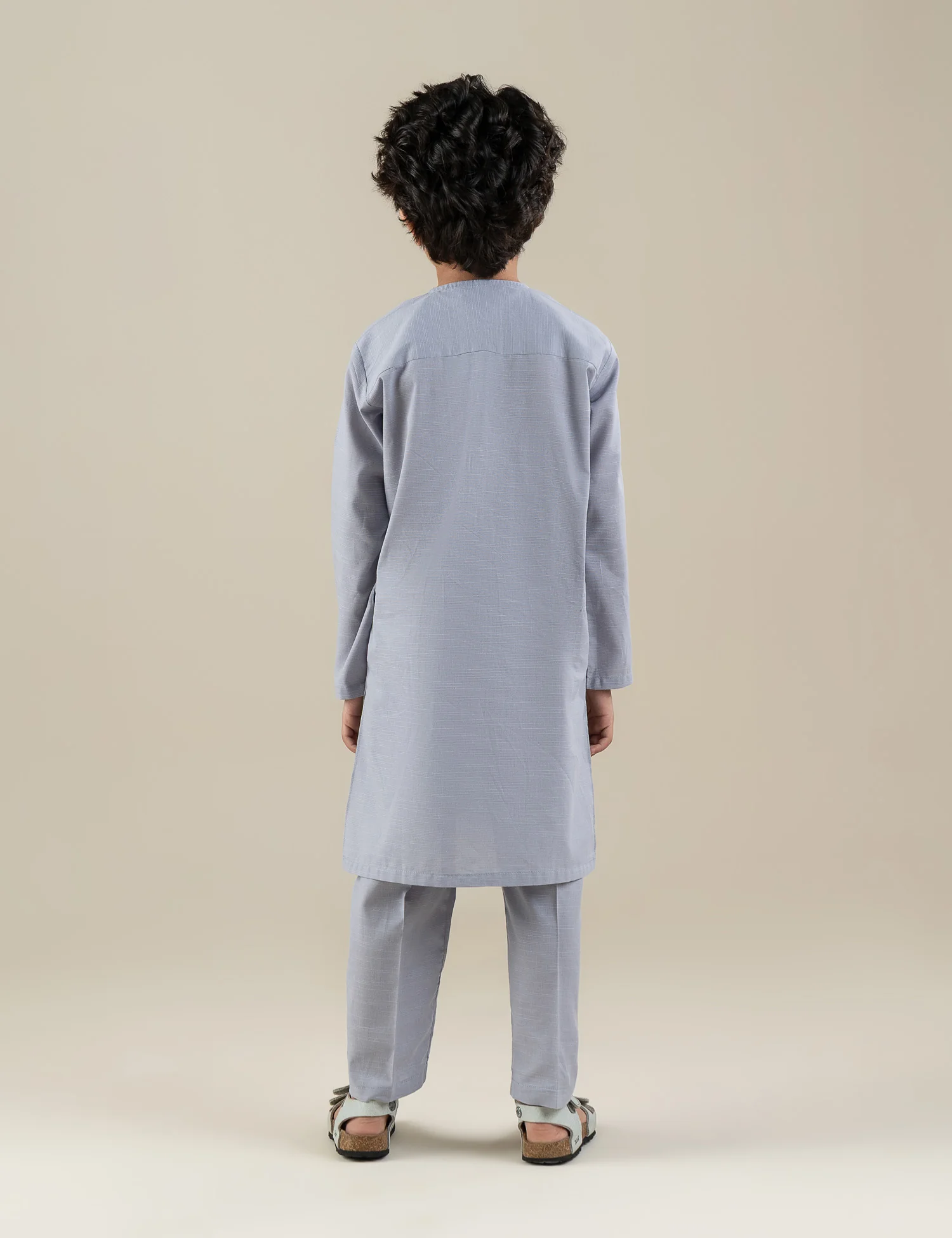 2 PIECE CLASSIC EMBROIDERED SUIT - Image 4
