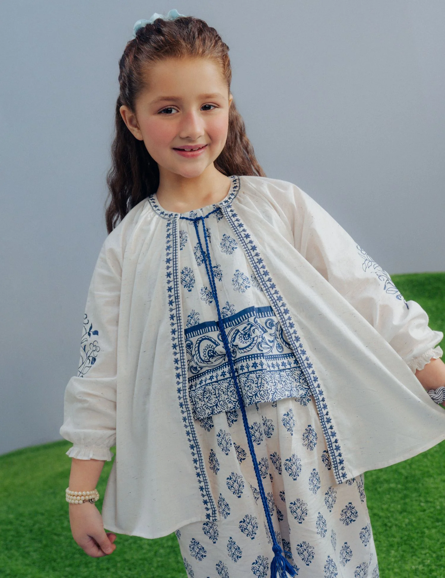 EMBROIDERED TOP - Image 2