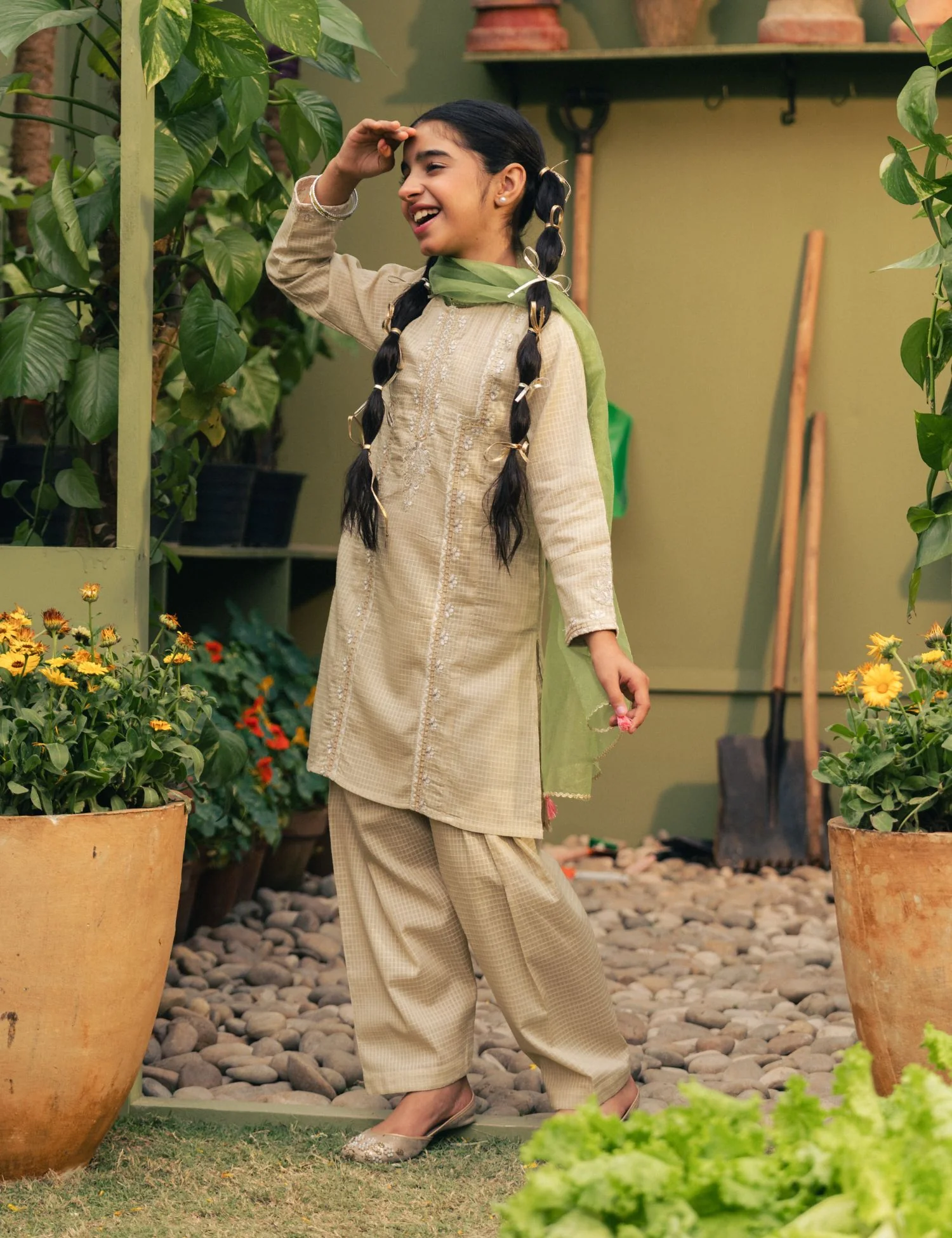 2 PIECE TILLA EMBROIDERED SUIT - Image 2