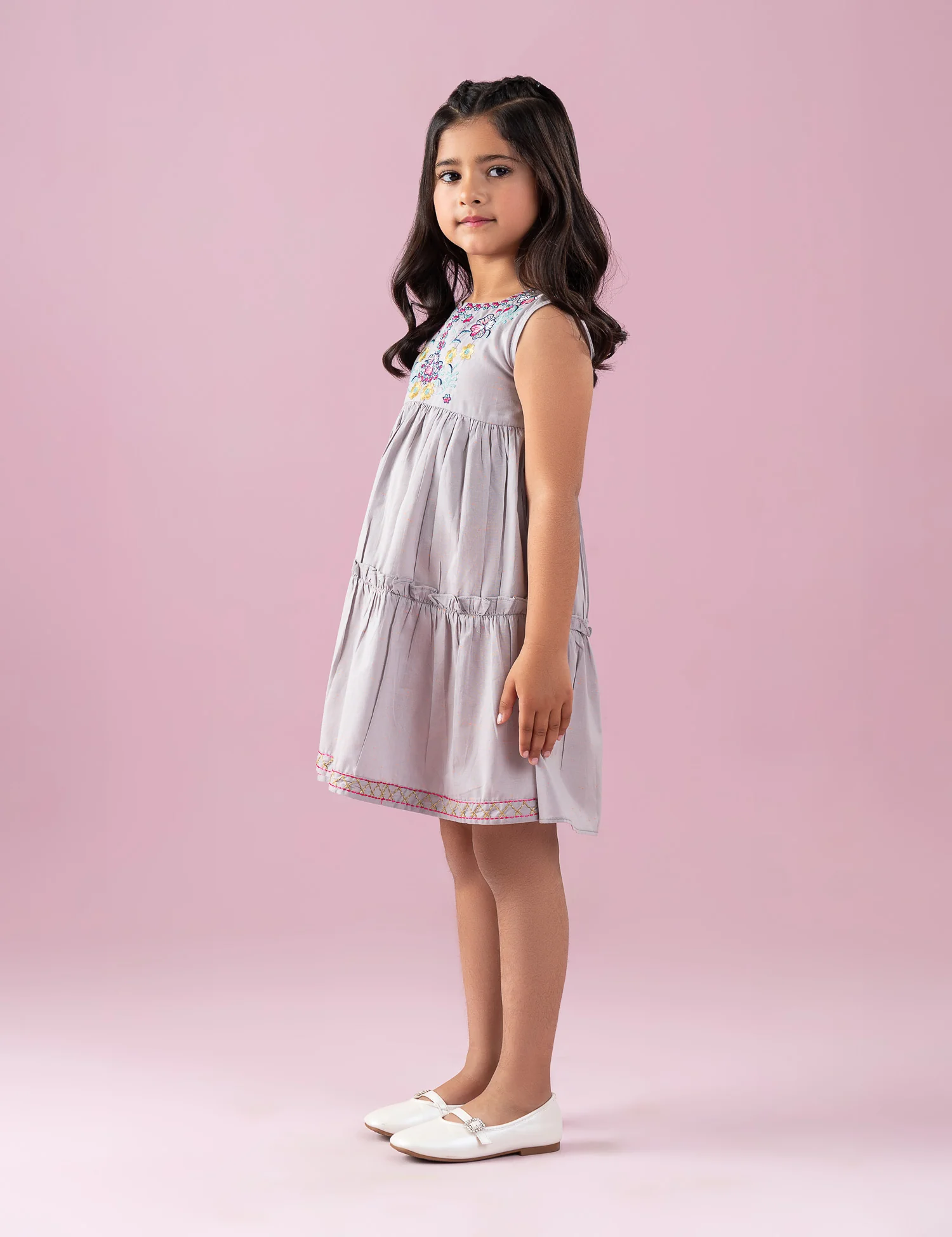 FLORAL EMBROIDERED TIERED DRESS - Image 4