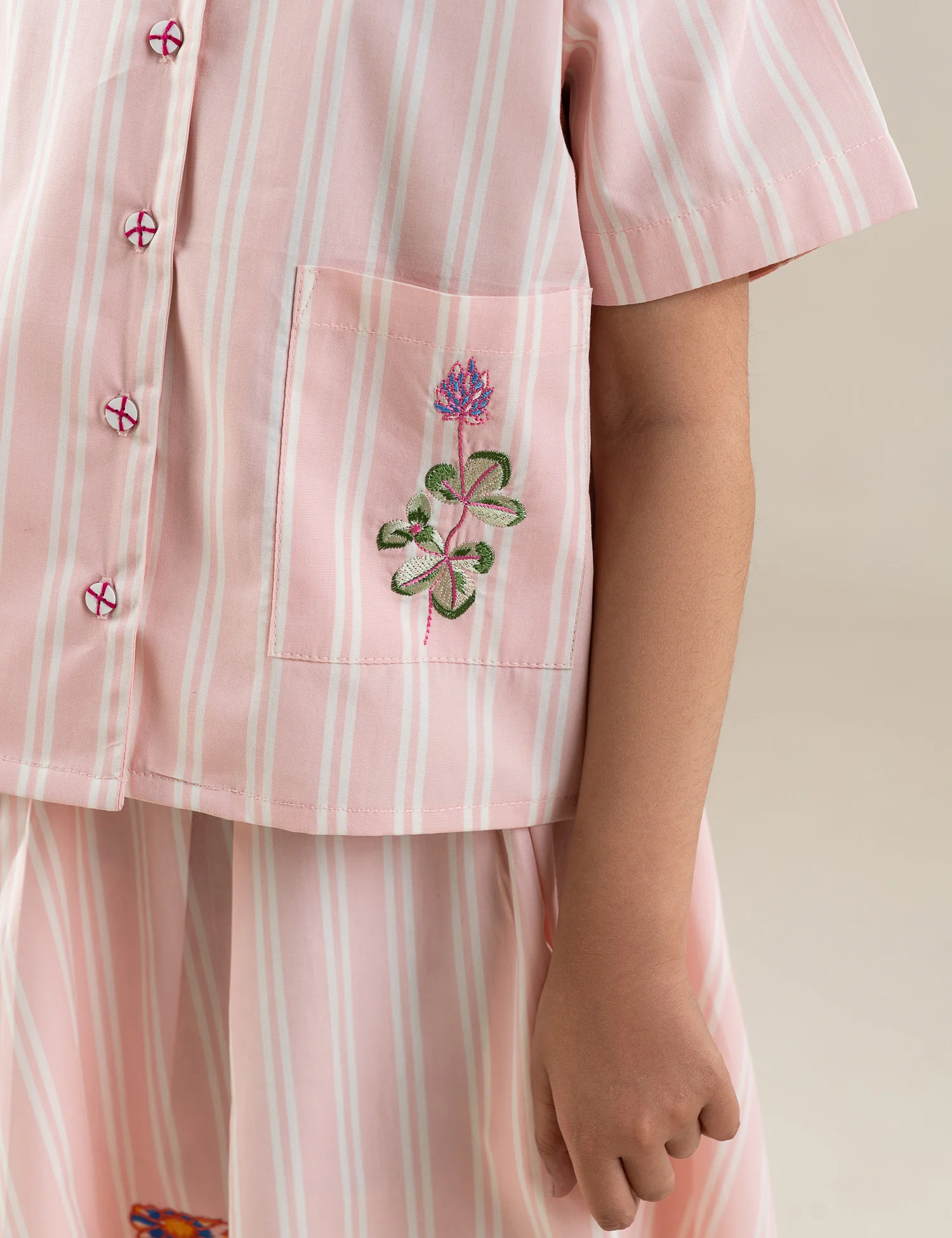 2 PIECE STRIPED FLORAL EMBROIDERED SUIT - Image 2