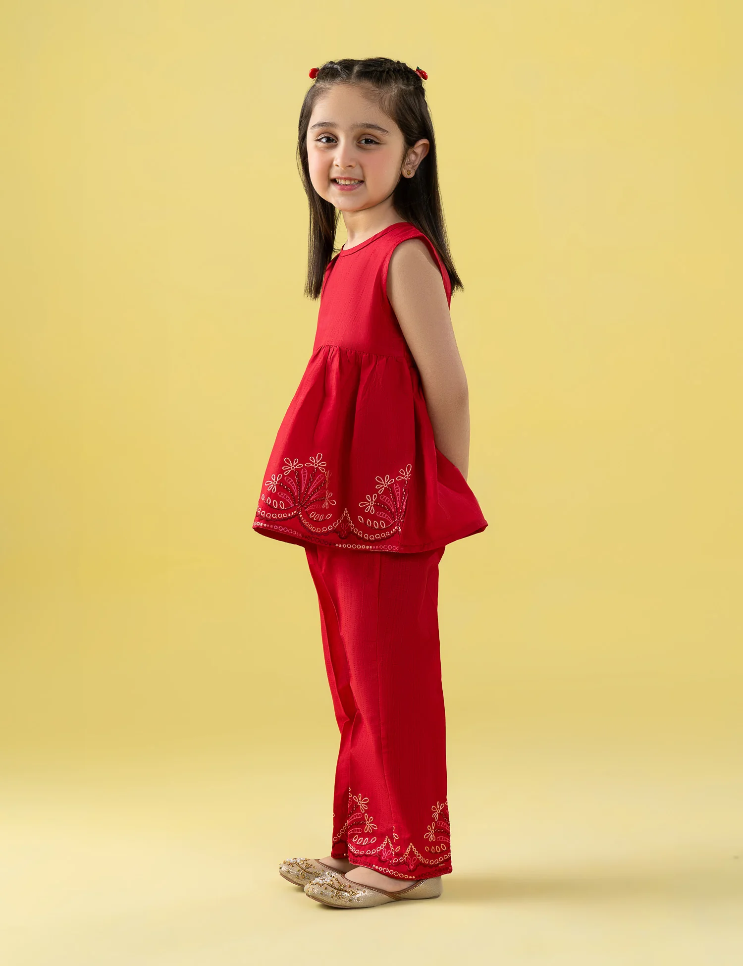 2 PIECE EMBROIDERED SLEEVELESS SUIT - Image 3