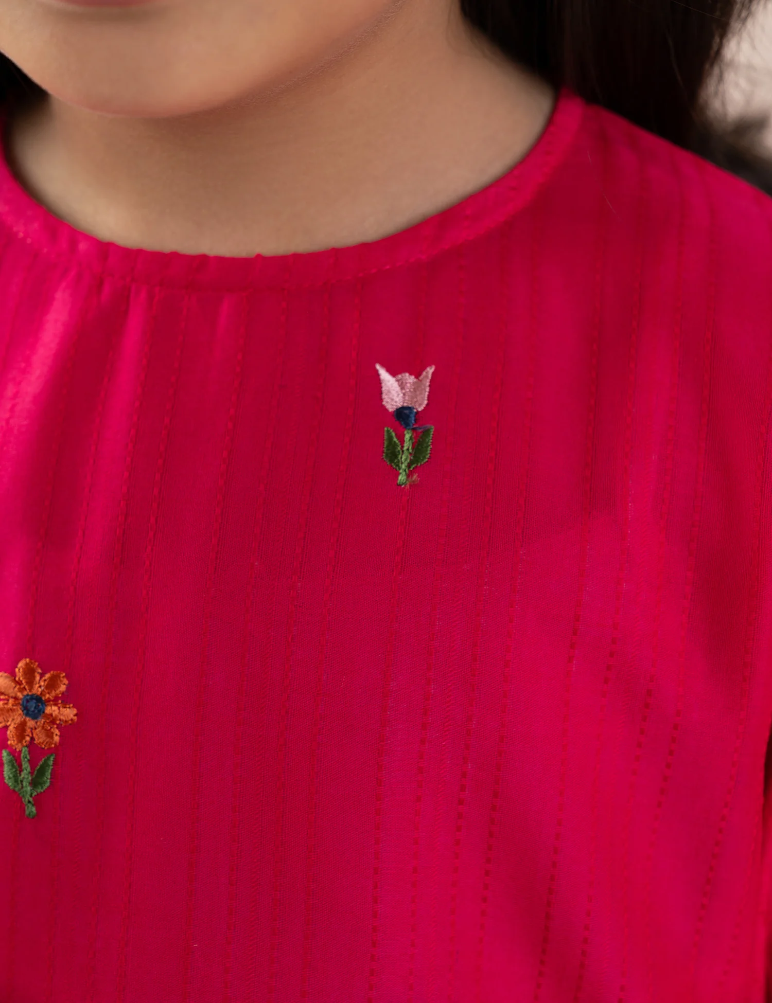 2 PIECE FLORAL EMBROIDERED SUIT - Image 2
