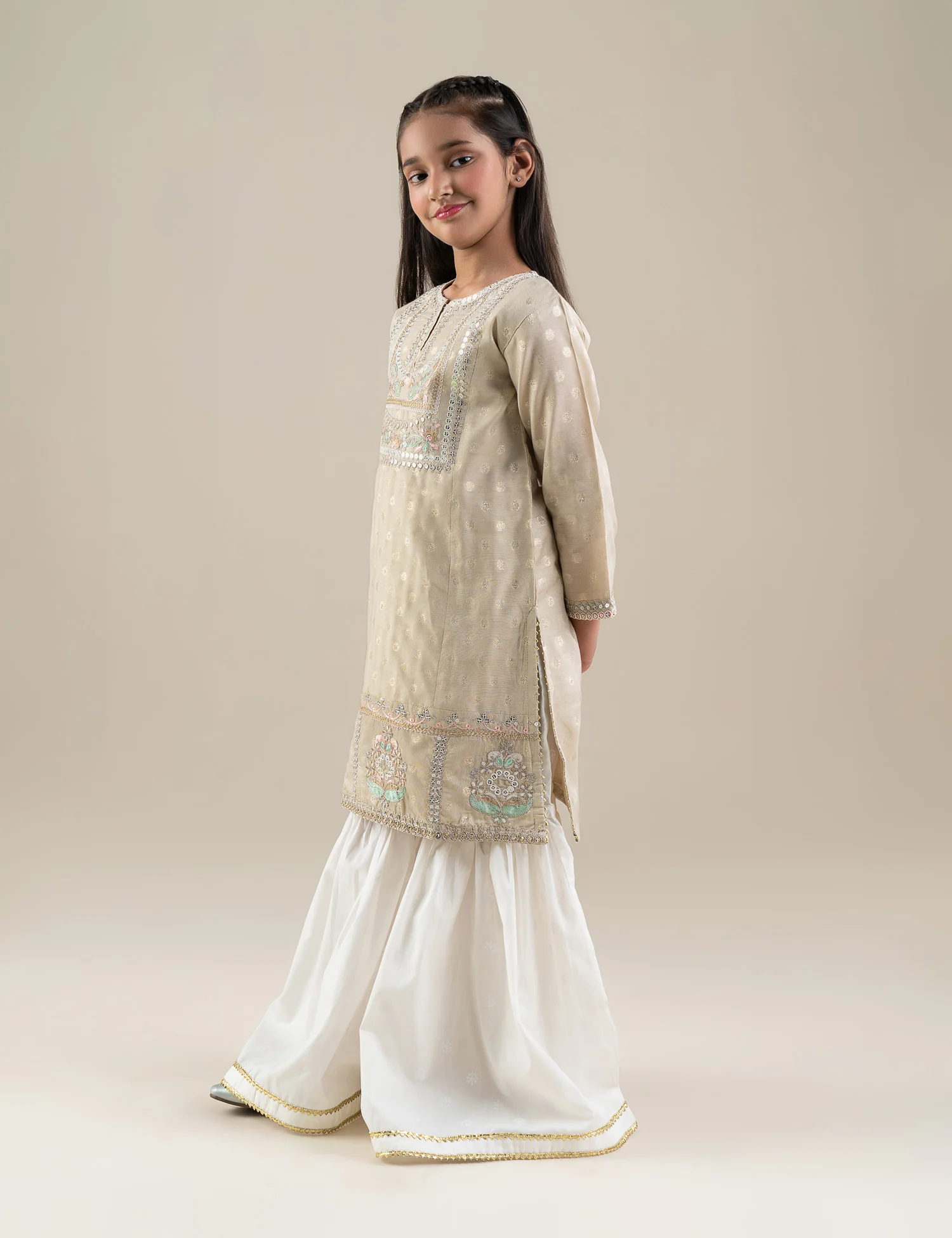 2 PIECE ETHNIC EMBROIDERED SUIT - Image 4