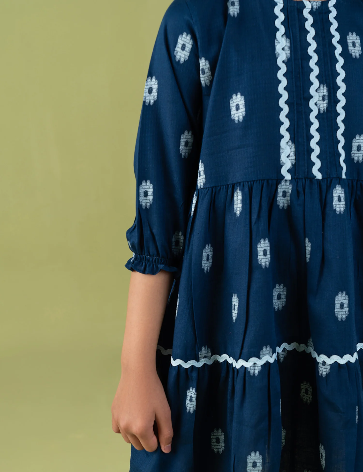 PRINTED EMBELLISHED DRESS - Image 4