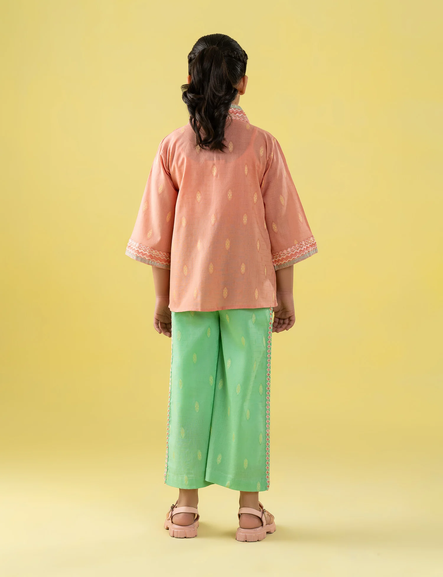 2 PIECE PRINTED SUIT - Image 5