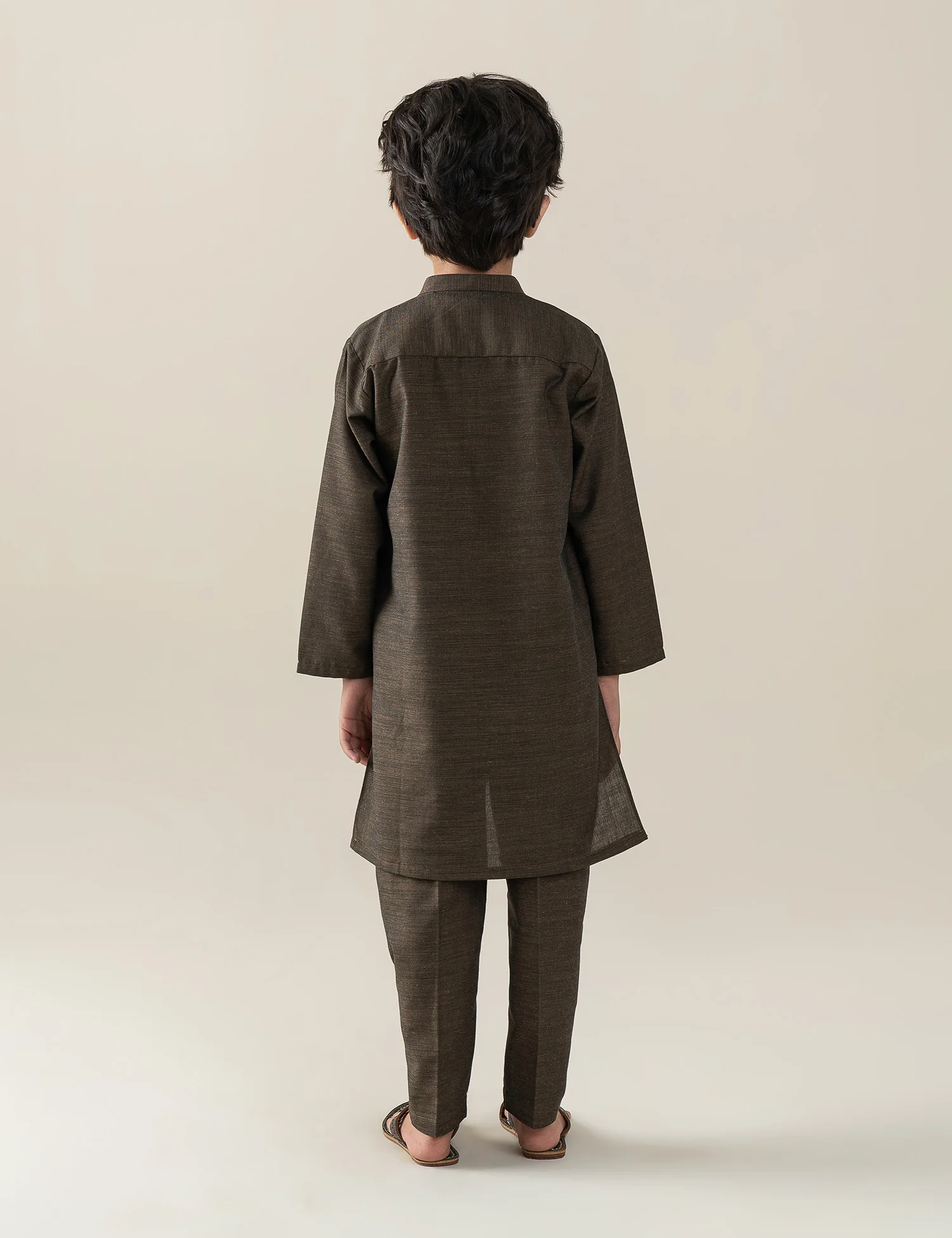 2 PIECE EMBROIDERED SUIT - Image 4