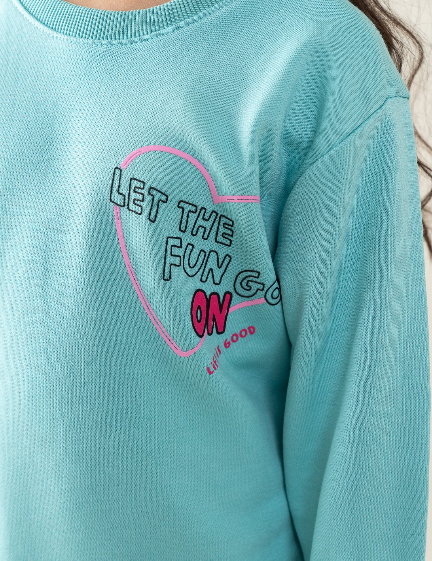 LET THE FUN GO ON PRINTED SWEATSHIRT - Image 2