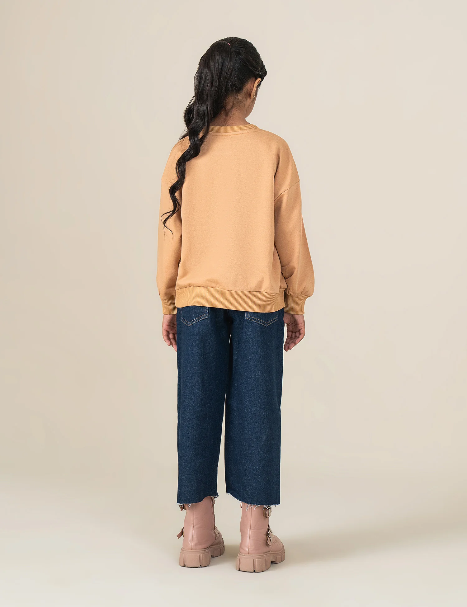 ARTIST OF THE DAY PRINTED SWEATSHIRT - Image 5