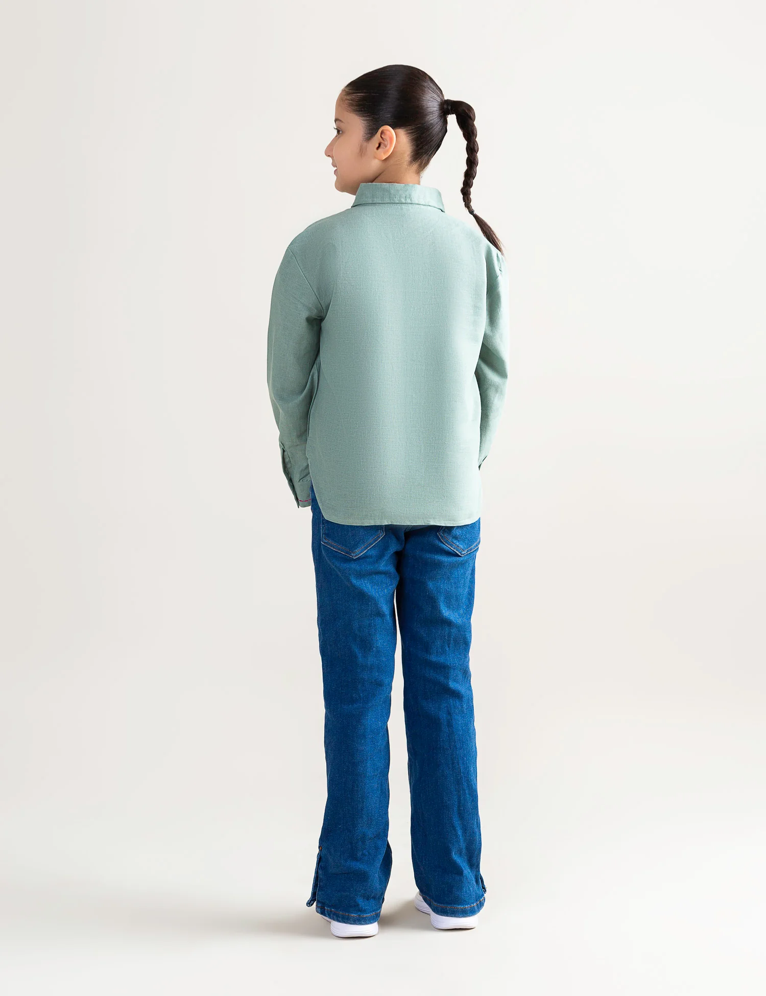 FLORAL EMBROIDERED TOP - Image 4