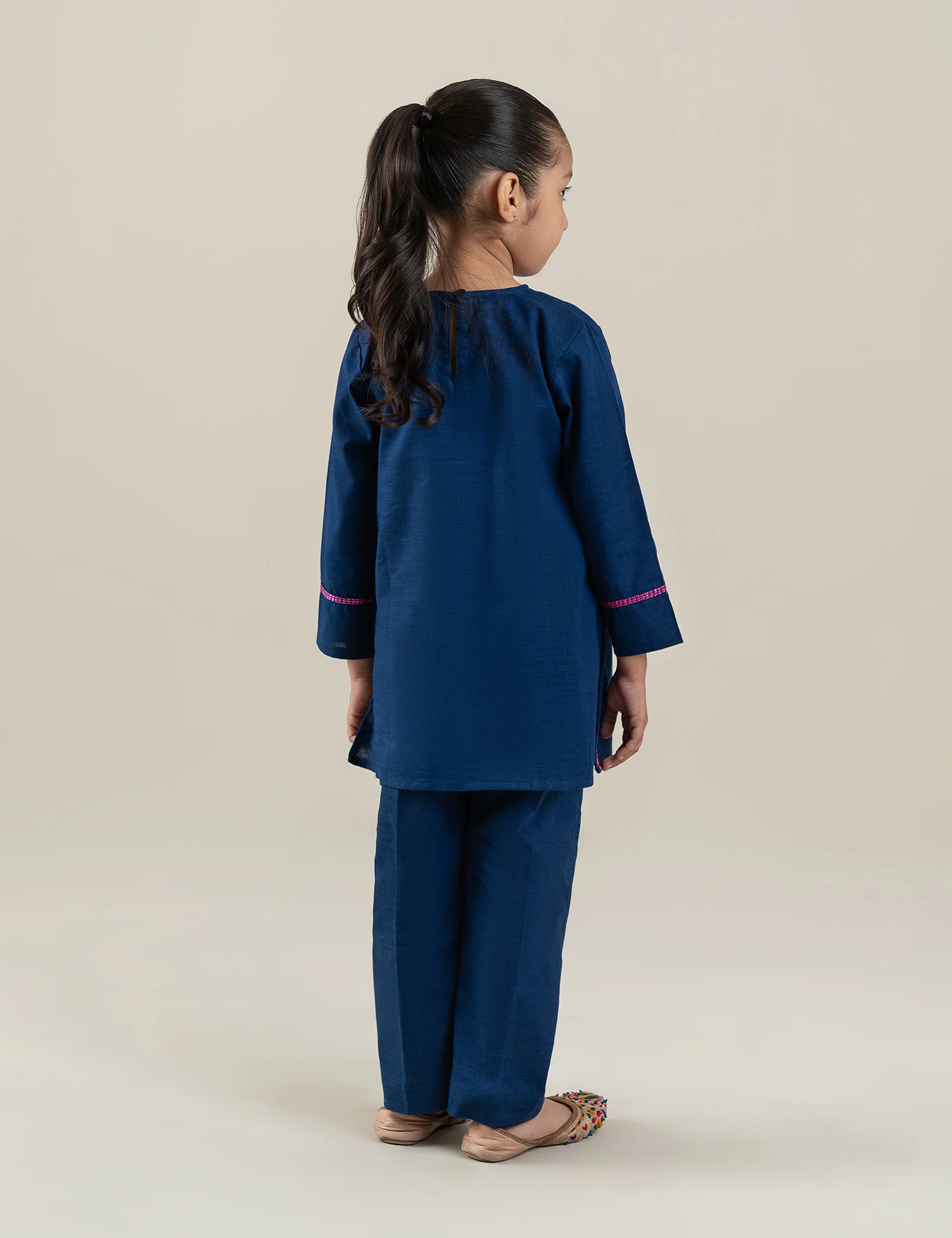 2 PIECE CONTRAST EMBROIDERED SUIT - Image 5