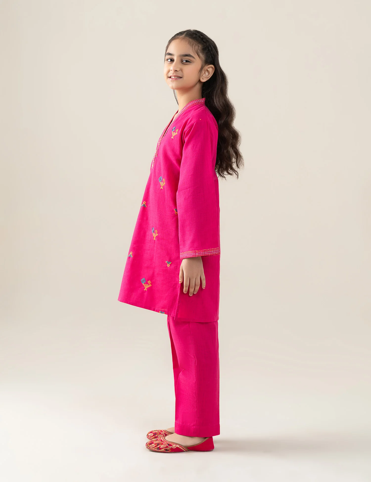 2 PIECE VIBRANT EMBROIDERED SUIT - Image 4