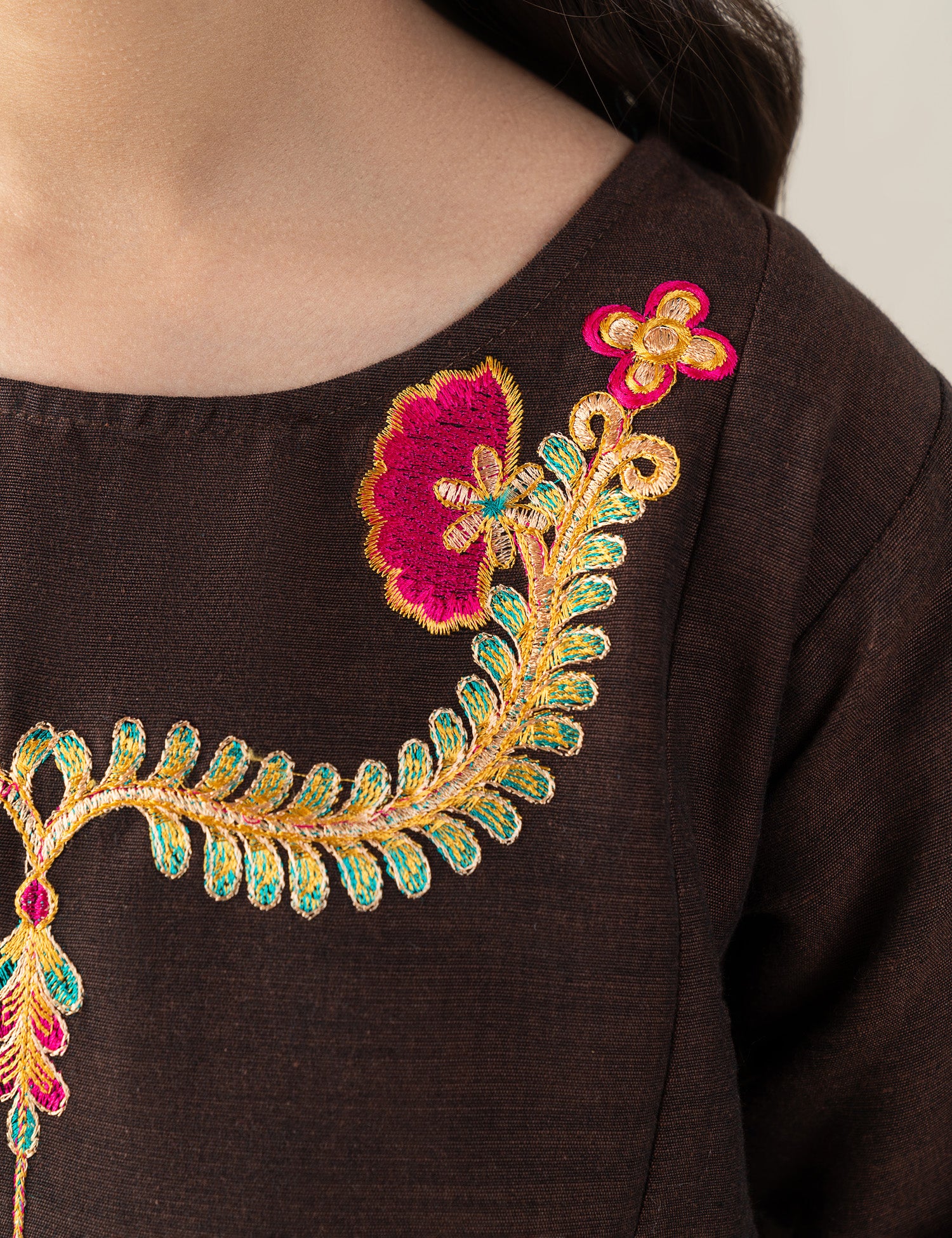 2 PIECE ETHNIC EMBROIDERED SUIT - Image 2