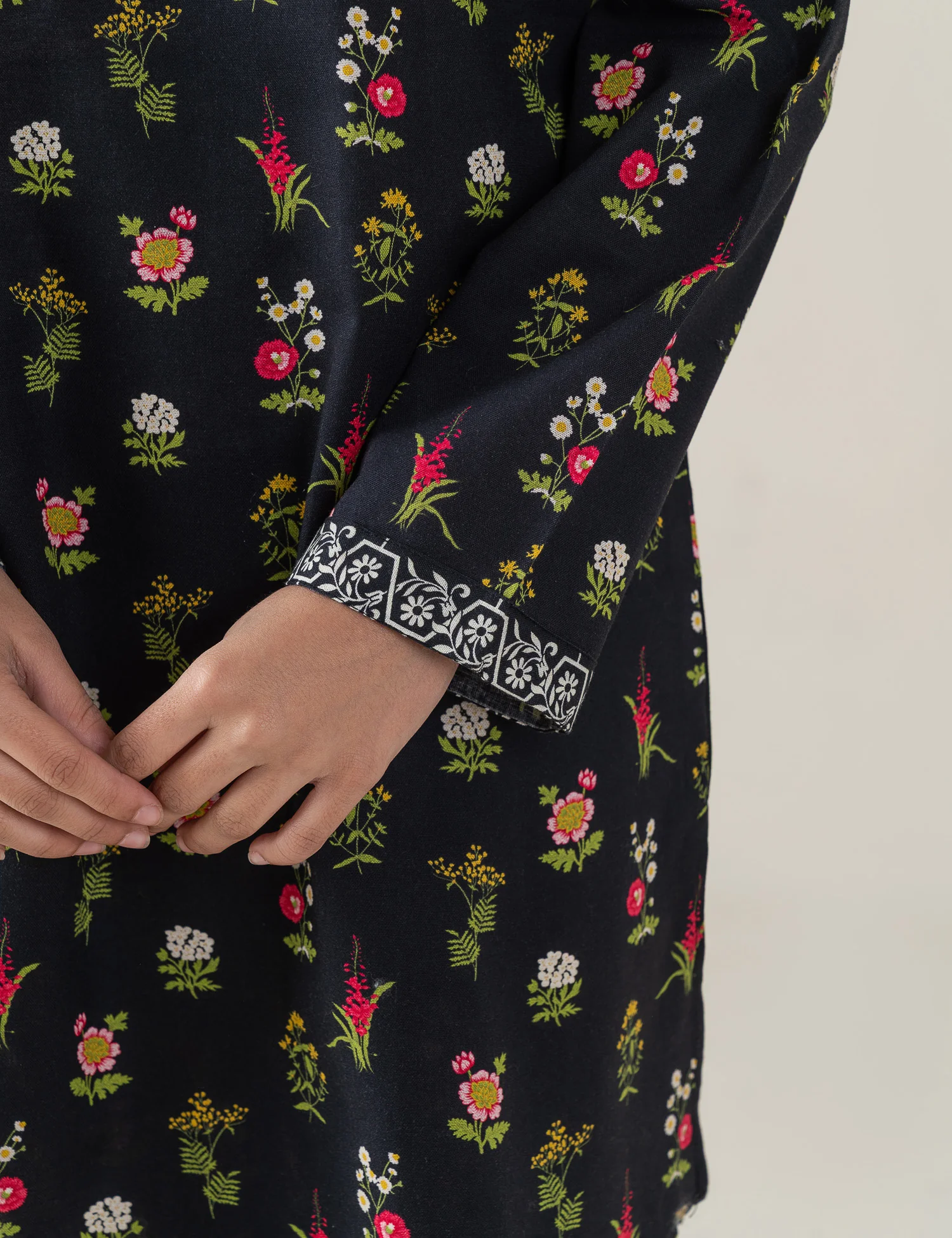 2 PIECE FLORAL PRINTED SUIT - Image 3