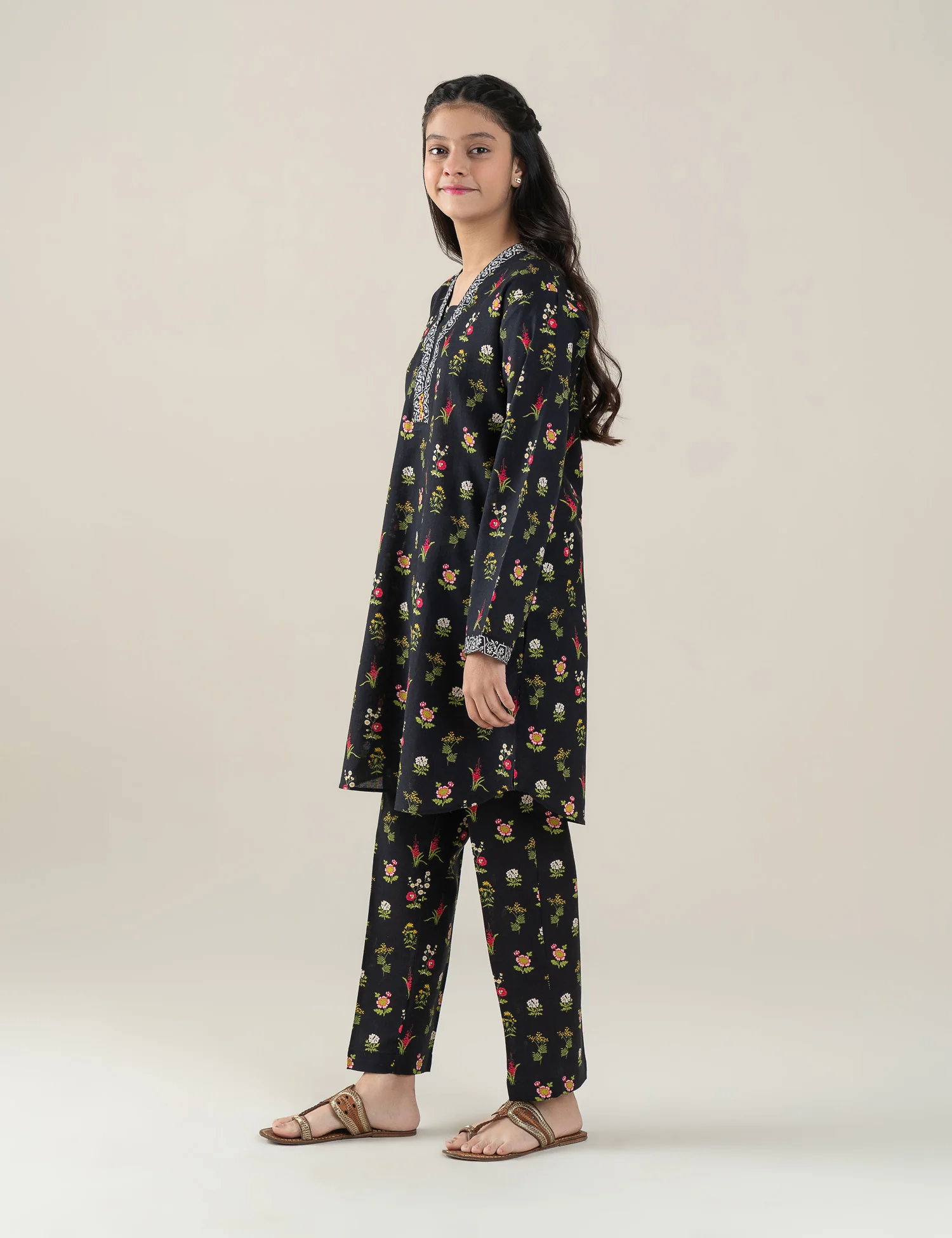 2 PIECE FLORAL PRINTED SUIT - Image 4
