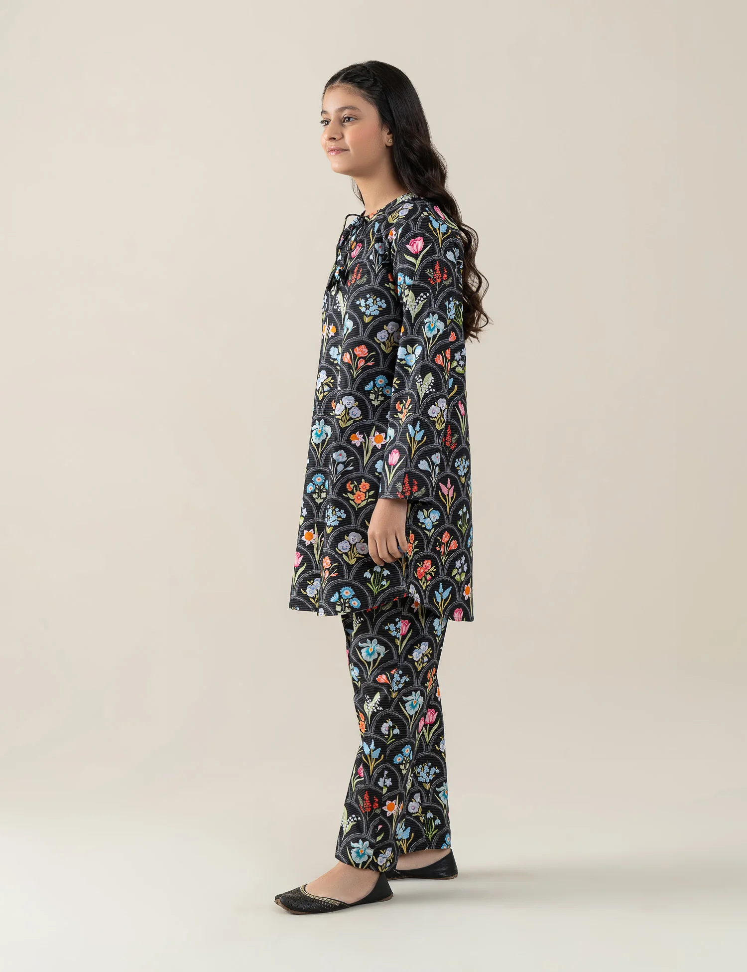 2 PIECE PRINTED SUIT - Image 3
