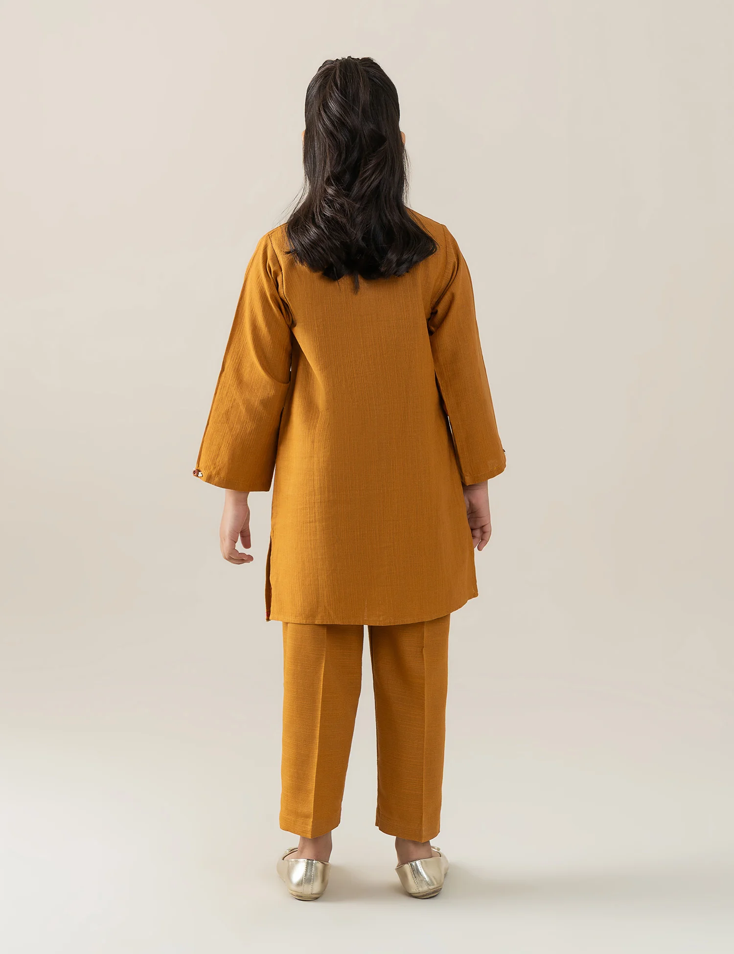 2 PIECE BUTTON DOWN EMBROIDERED SUIT - Image 5