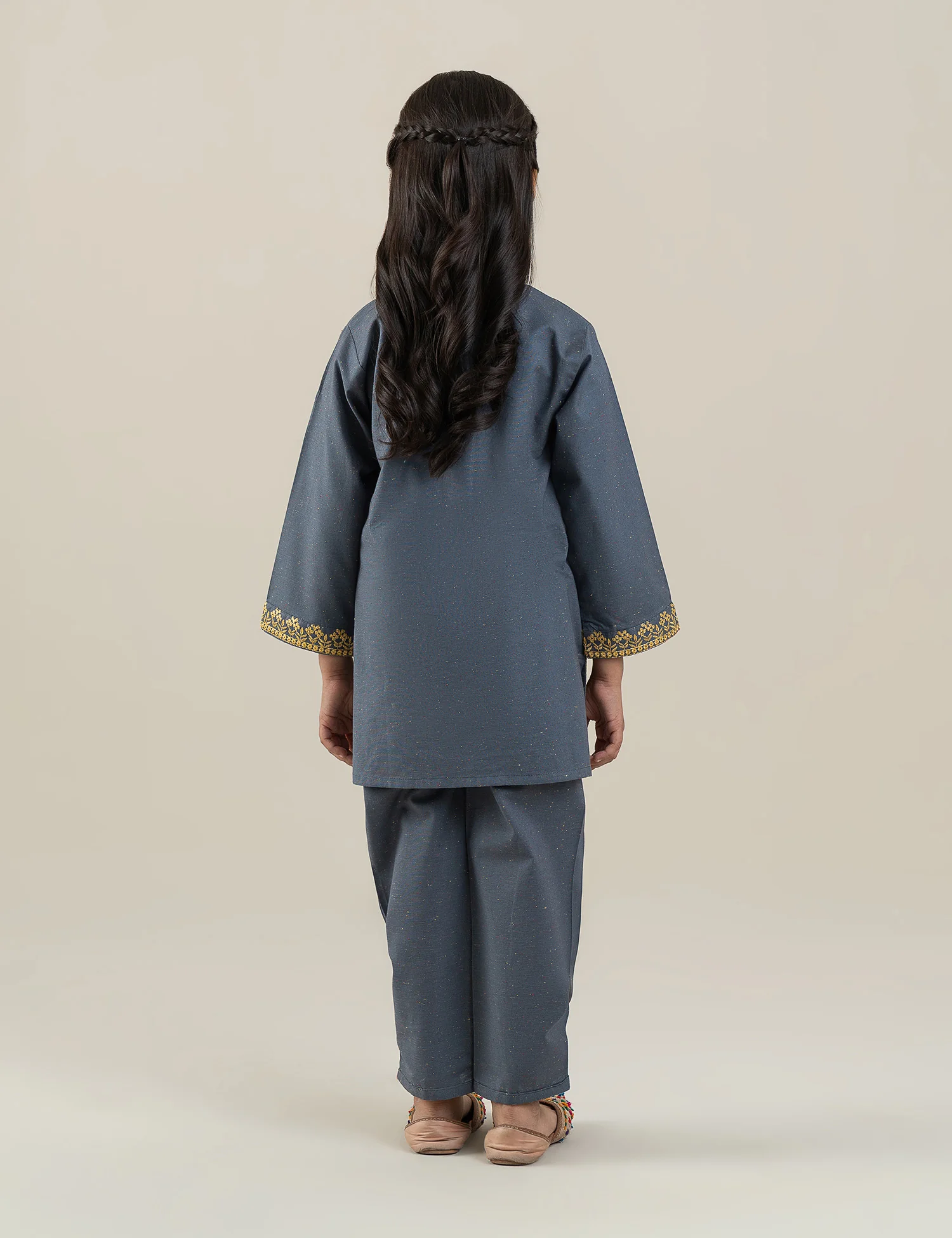 2 PIECE CONTRAST EMBROIDERED SUIT - Image 5