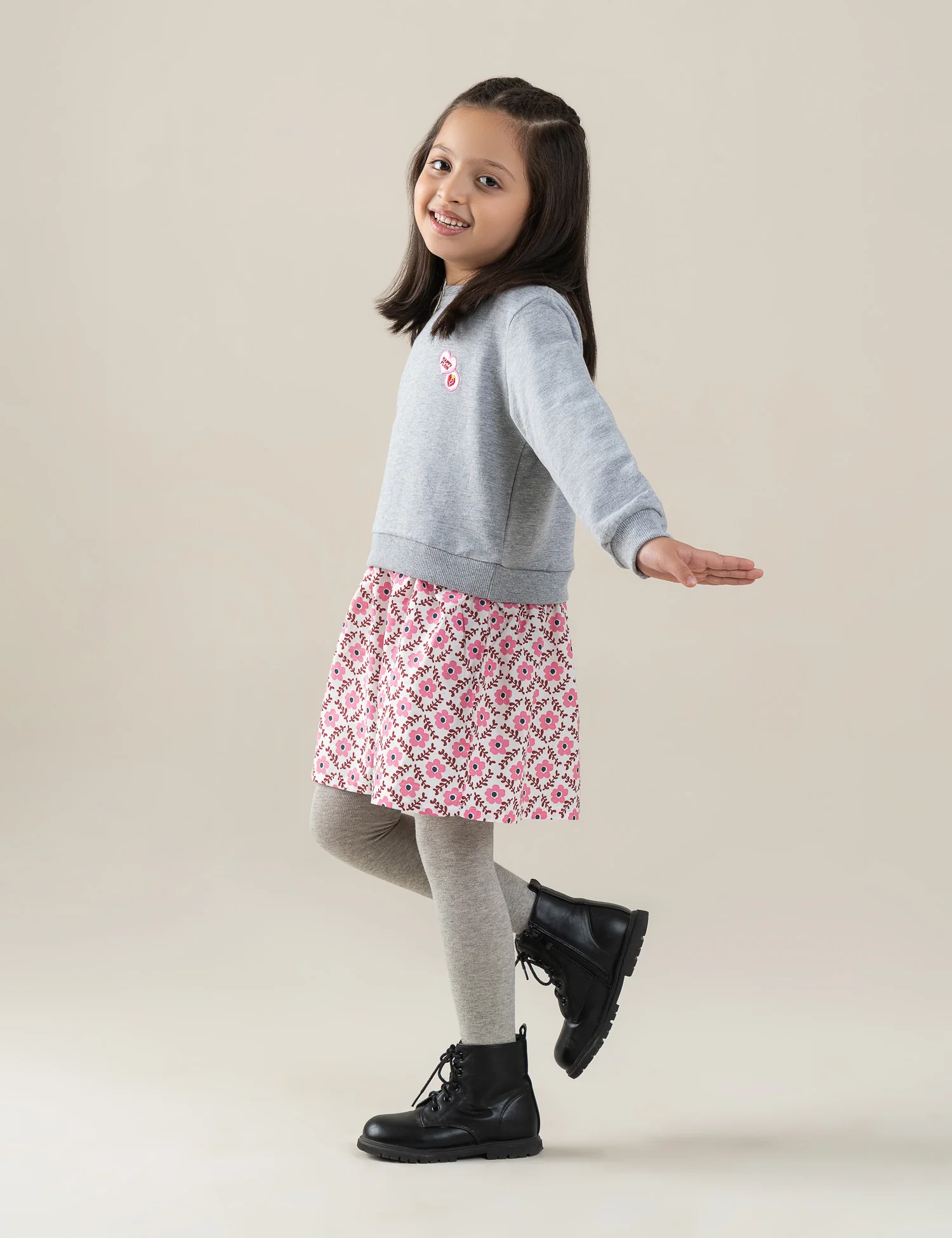 FLORAL PATCHWORK SWEATSHIRT DRESS - Image 3