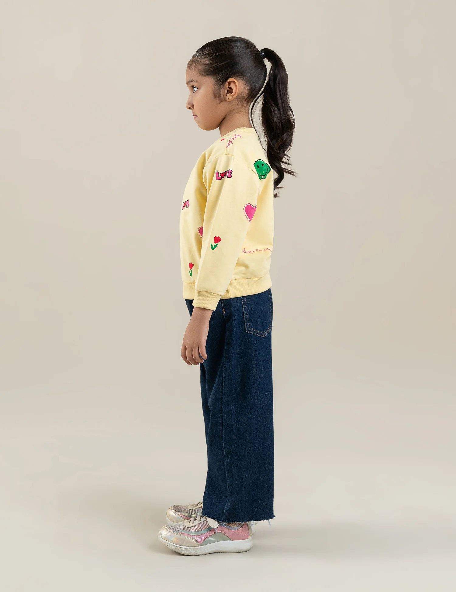 ALWAYS LOVELY PRINTED SWEATSHIRT - Image 4
