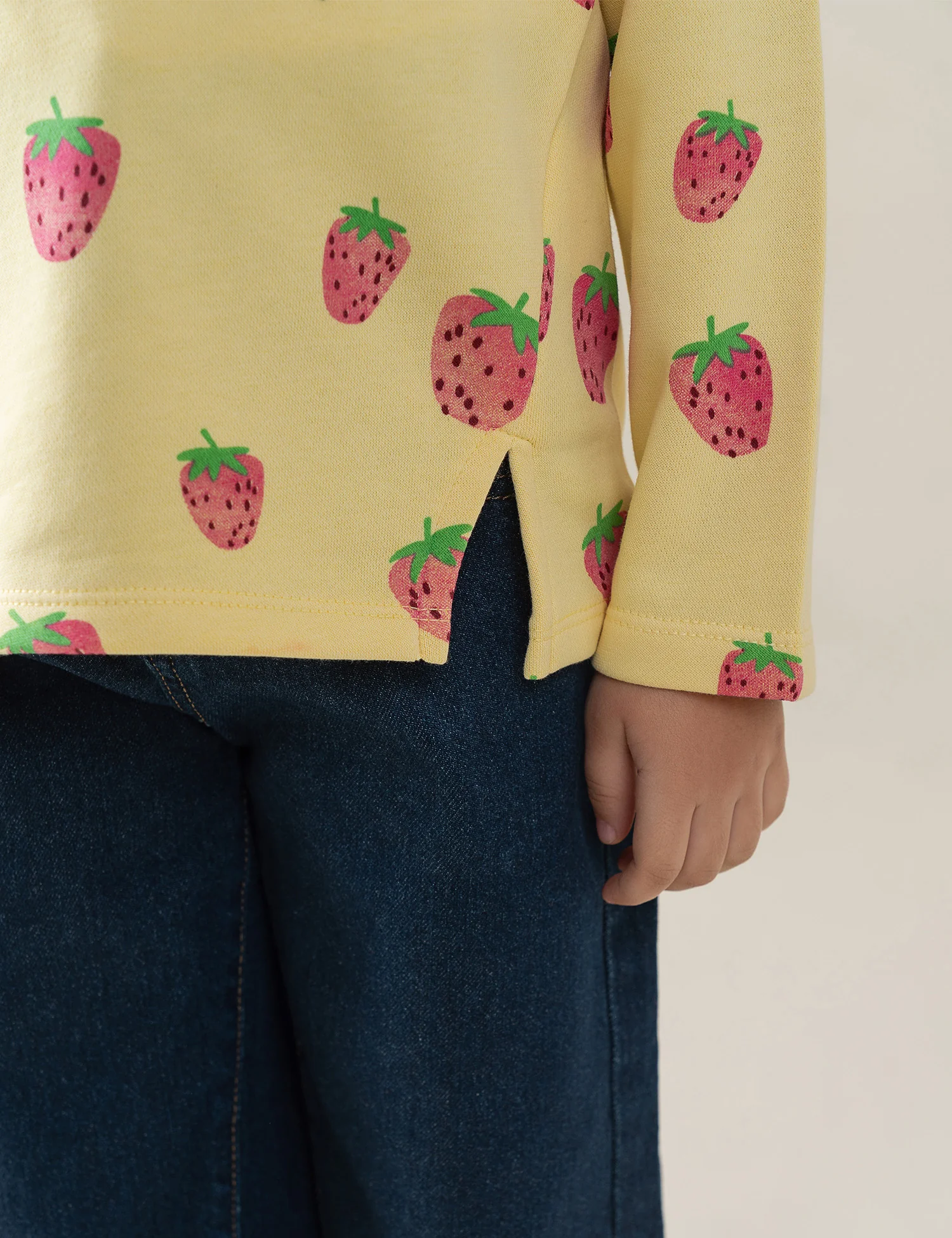 STRAWBERRY PRINTED T-SHIRT - Image 3