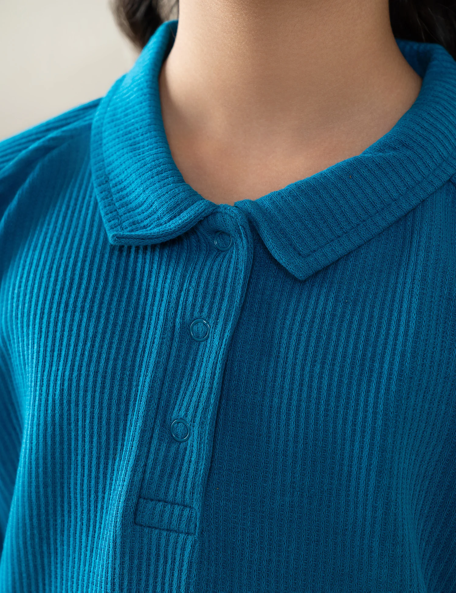 SOLID RIBBED POLO-STYLE SWEATSHIRT - Image 2