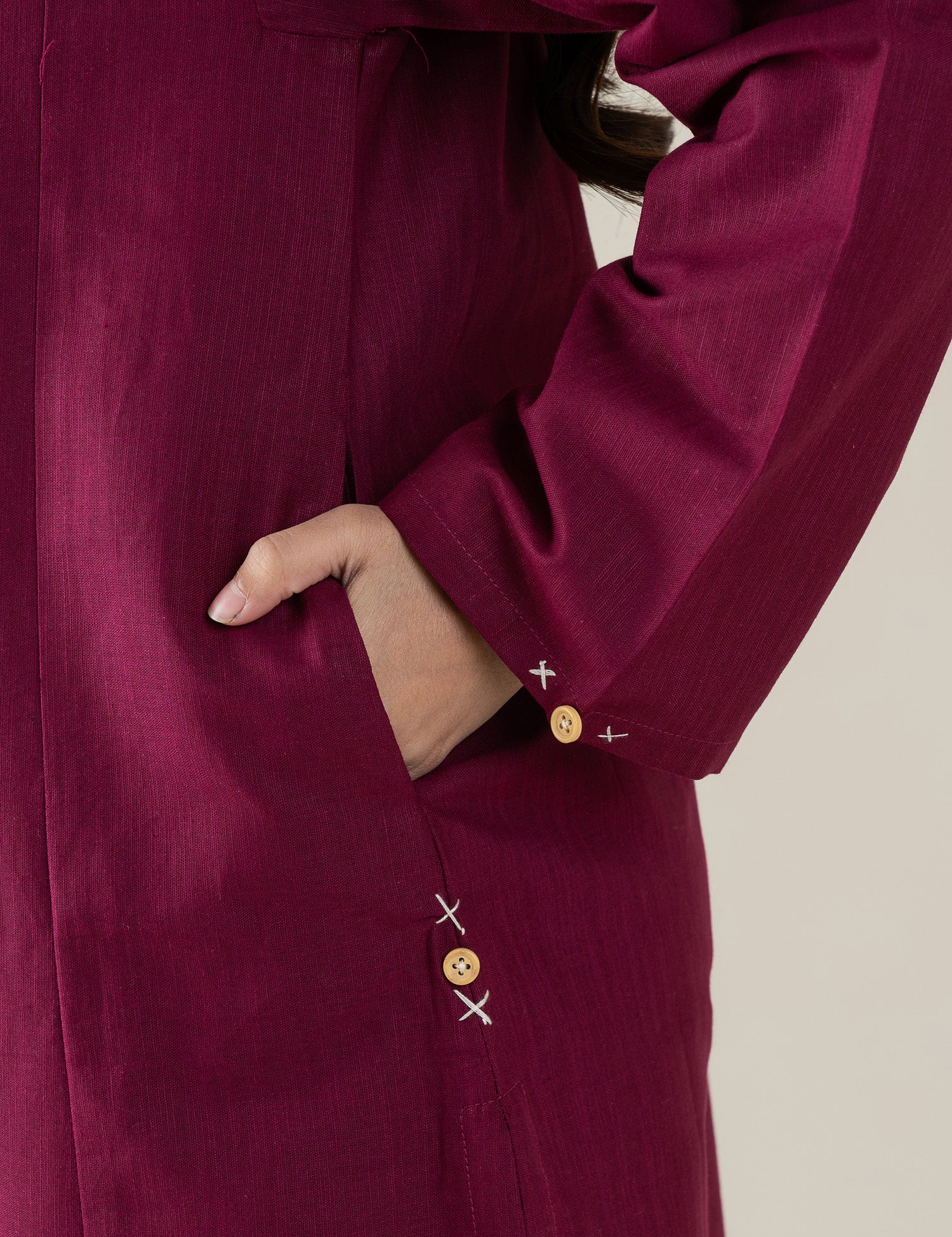2 PIECE CONTRAST EMBROIDERED SUIT - Image 4