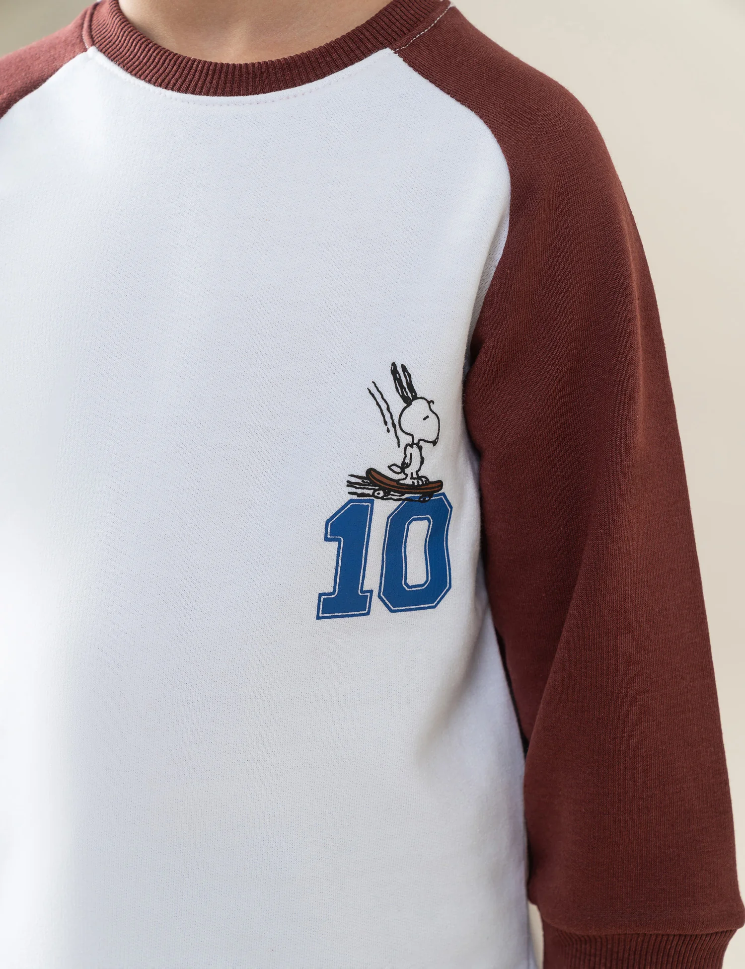 SNOOPY GRAPHIC SWEATSHIRT - Image 2