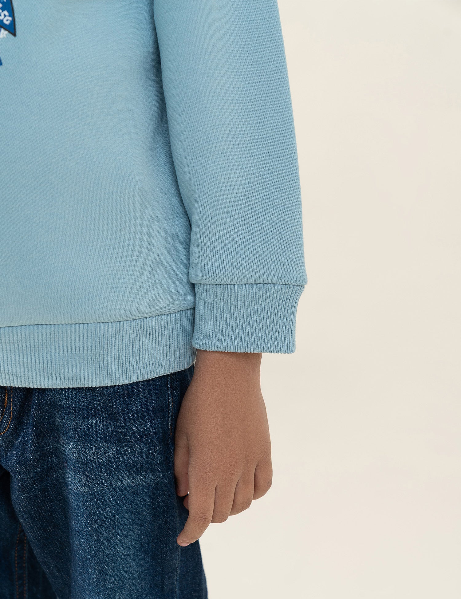 SONIC THE HEDGEHOG GRAPHIC SWEATSHIRT - Image 3