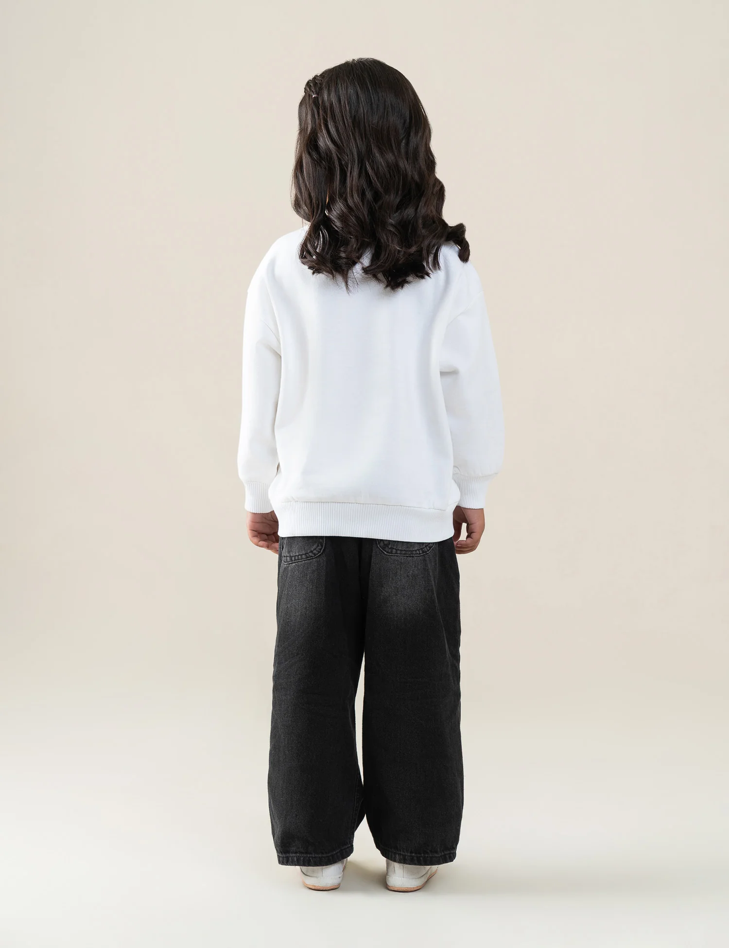 BELIEVE IN YOURSELF GRAPHIC SWEATSHIRT - Image 5