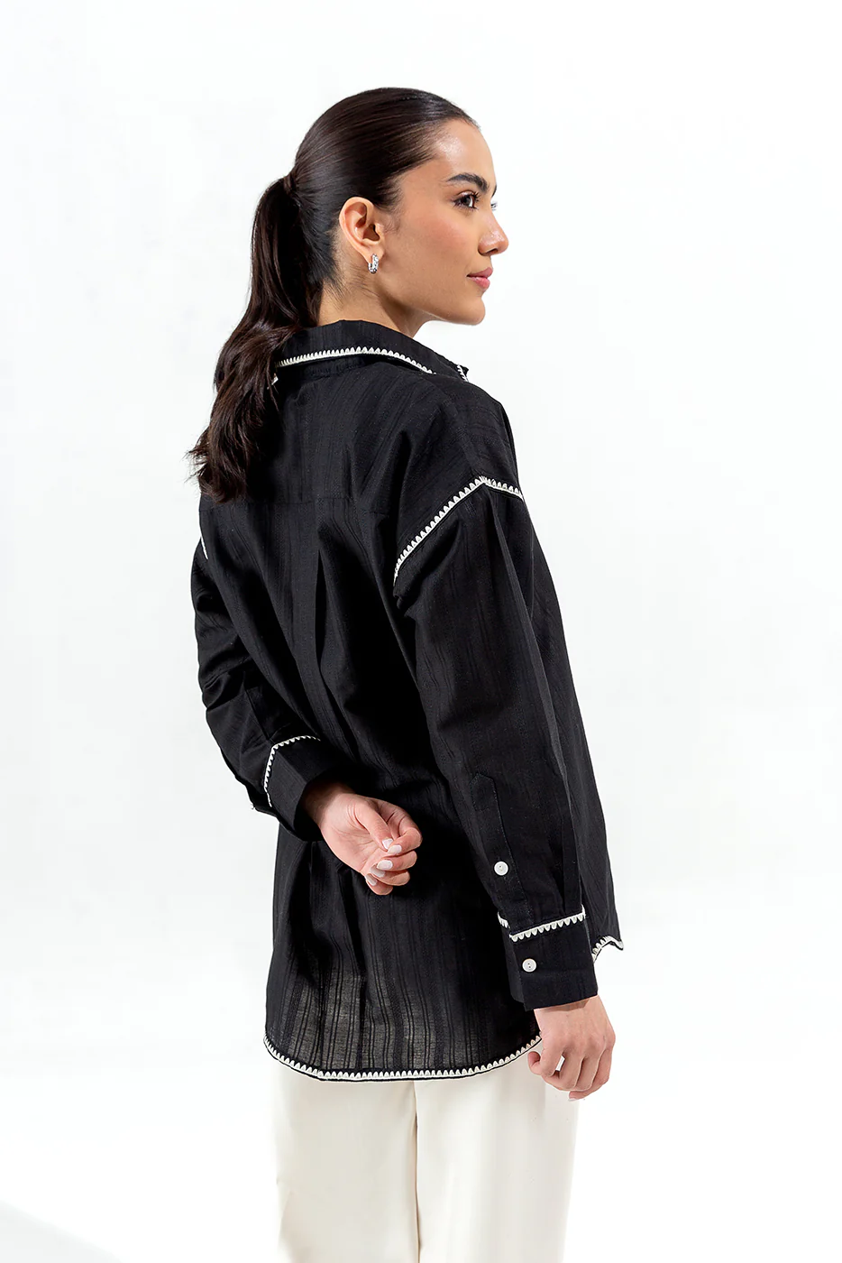 BLACK BUTTON THROUGH SHIRT - Image 4