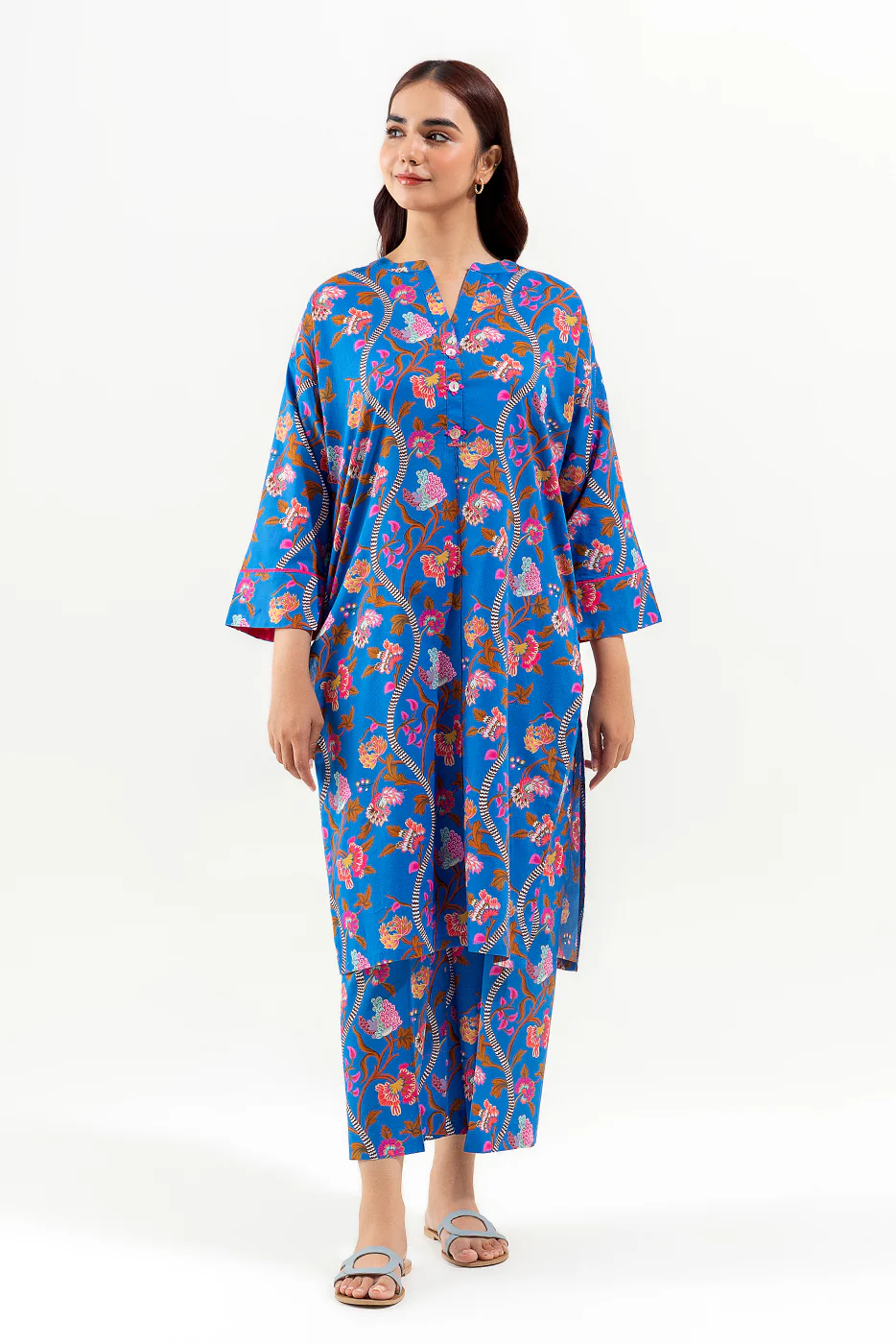 2 PIECE PRINTED LAWN SUIT (PRET) - Image 2