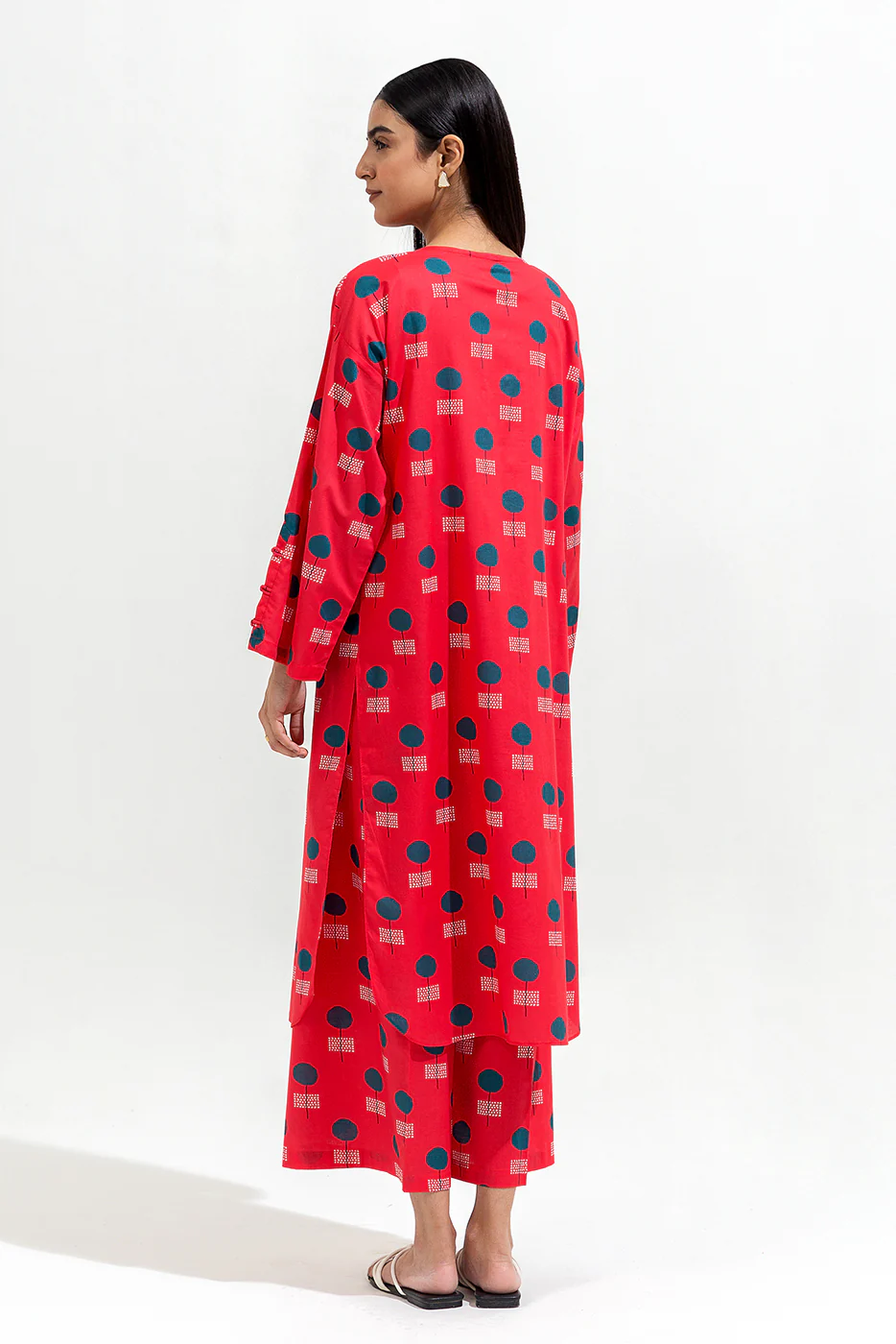 2 PIECE PRINTED LAWN SUIT (PRET) - Image 3