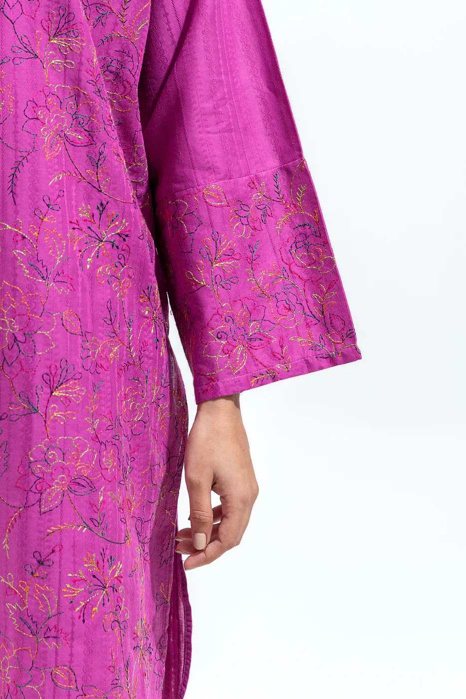 2 PIECE EMBROIDERED LAWN SUIT (PRET) - Image 4