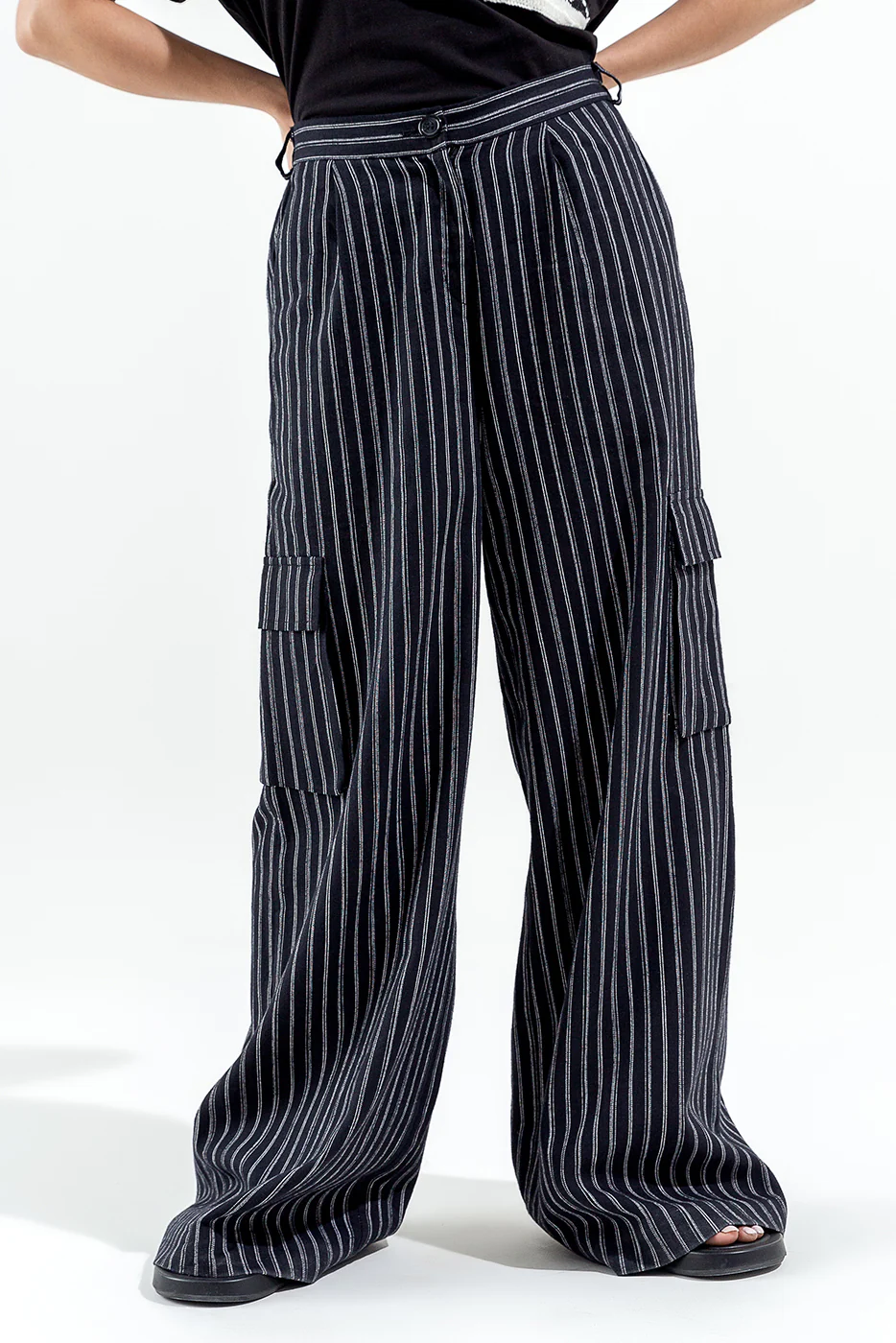 BLACK STRIPED CARGO WIDE LEG PANTS - Image 2
