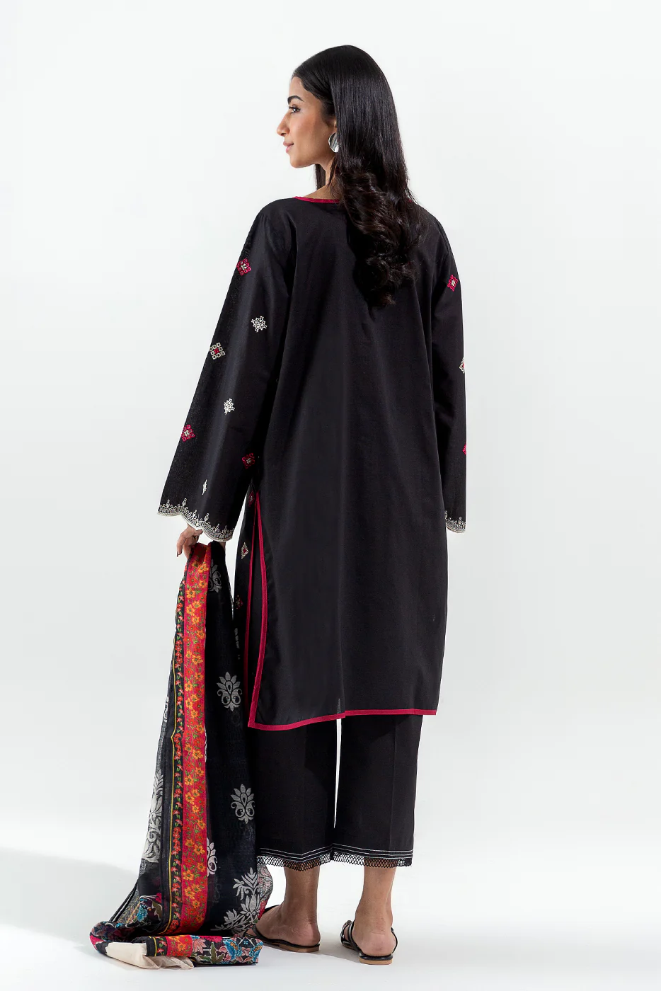 3 PIECE EMBROIDERED LAWN SUIT (PRET) - Image 4