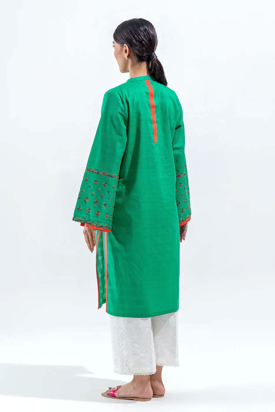 EMBROIDERED DYED COTTON SHIRT (PRET) - Image 3