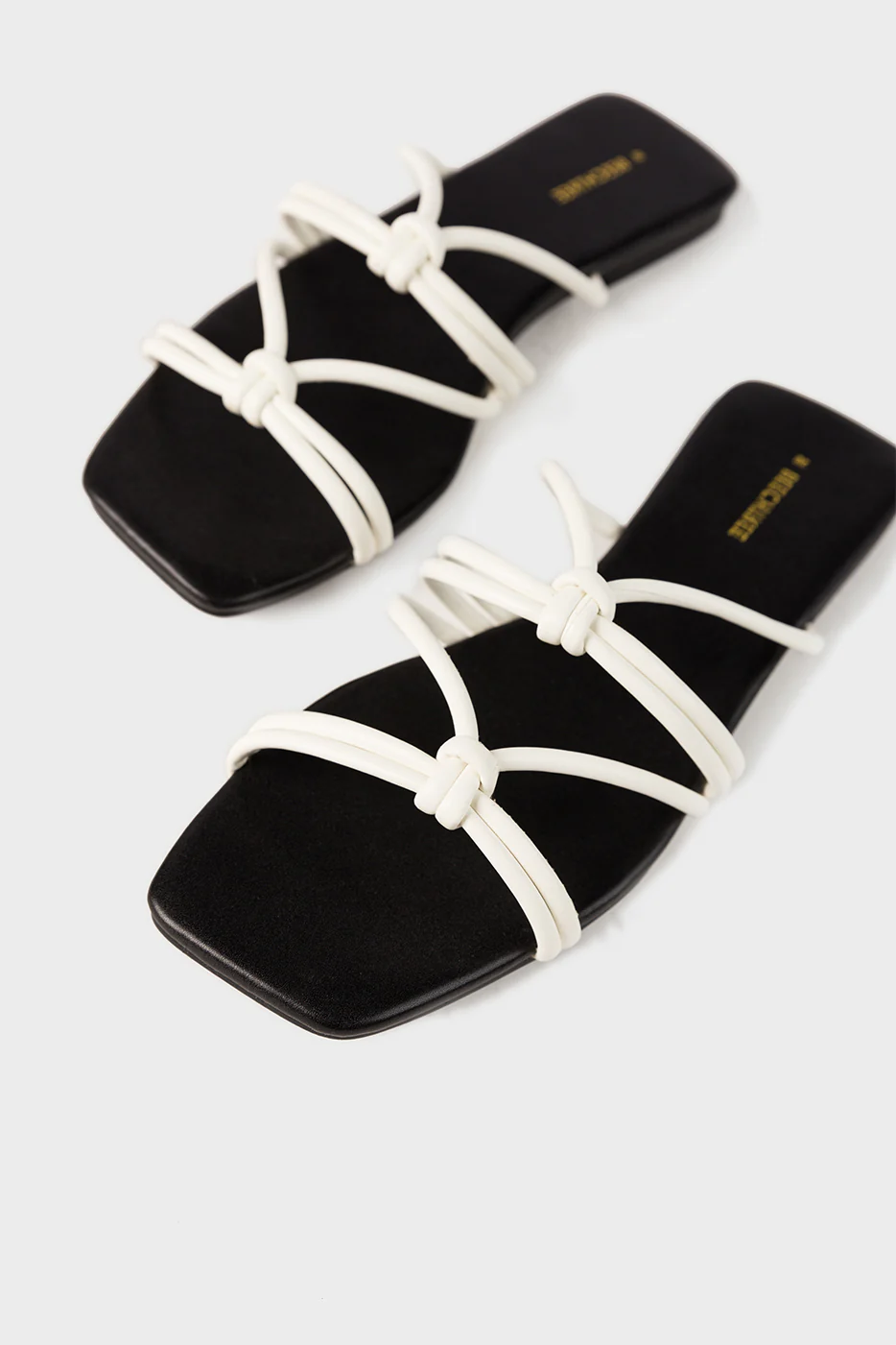 FOOTWEAR - Image 4
