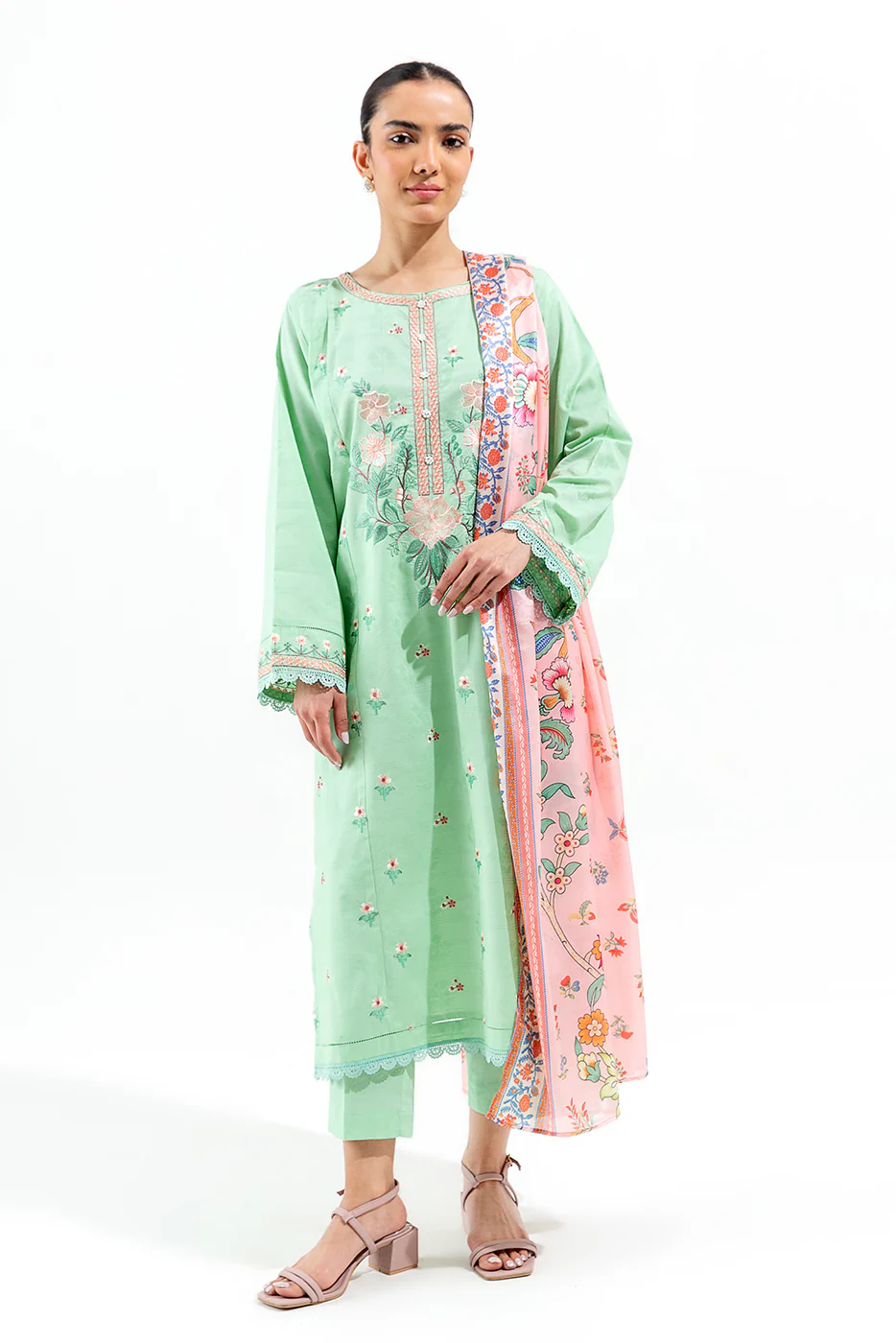 3 PIECE EMBROIDERED SELF JACQUARD SUIT (LUXURY PRET) - Image 2