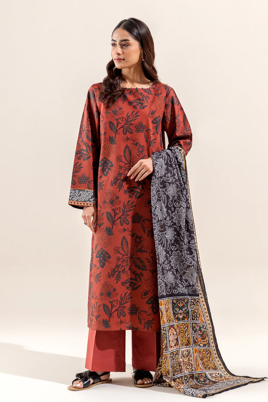 3 PIECE PRINTED LAWN SUIT (UNSTITCHED) - Image 6