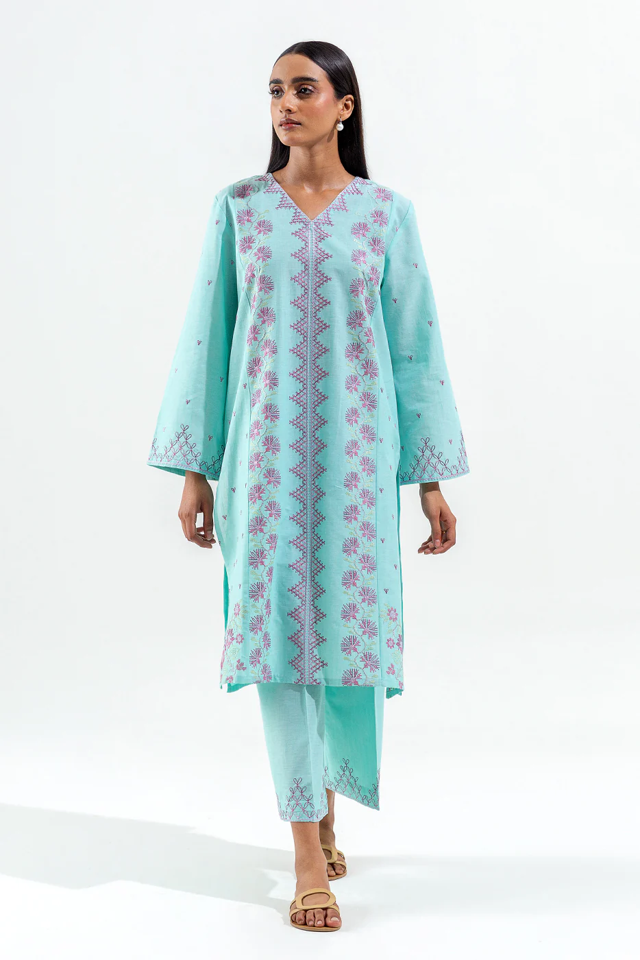 2 PIECE EMBROIDERED CHAMBREY SUIT (PRET) - Image 2