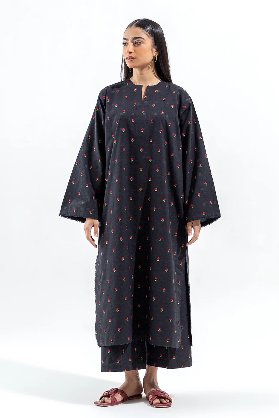 2 PIECE EMBROIDERED DOBBY SUIT (PRET) - Image 3