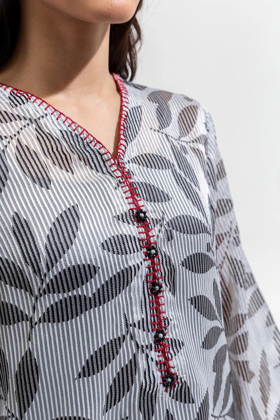 EMBROIDERED TEXTURED SHIRT (LUXURY-PRET) - Image 4