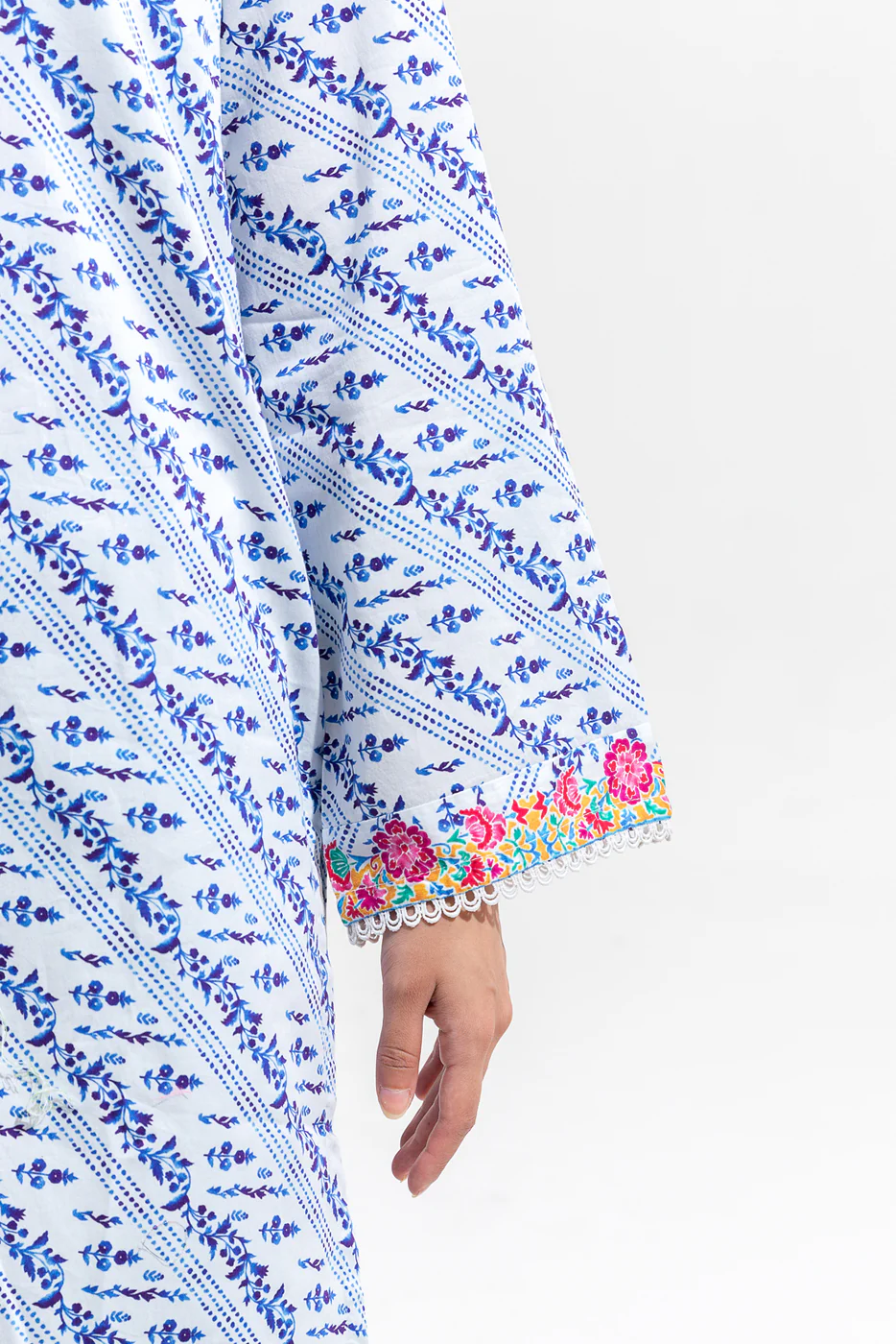 2 PIECE PRINTED PREMIUM LAWN SUIT (PRET) - Image 5
