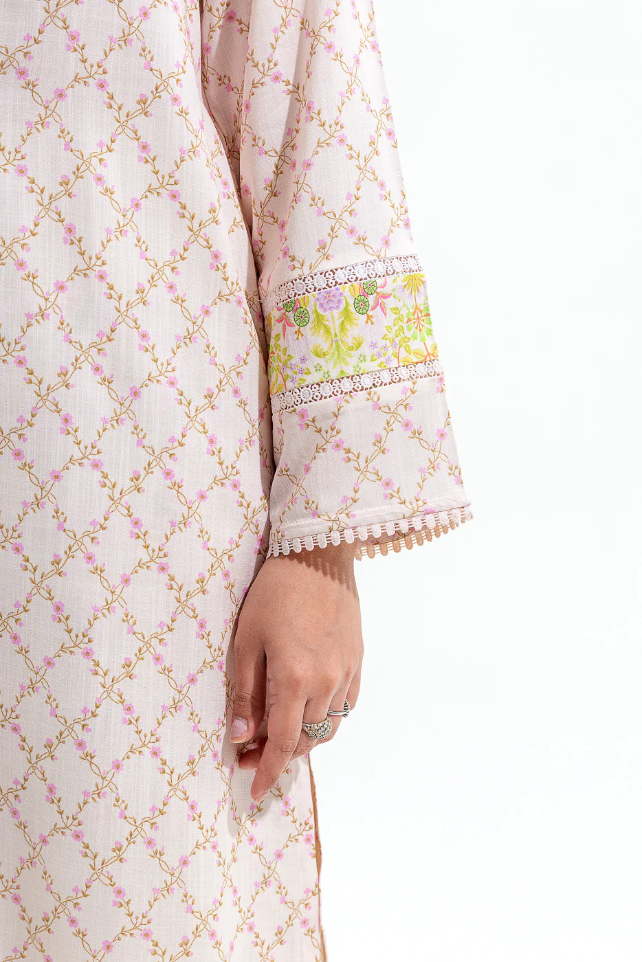 2 PIECE PRINTED VISCOSE SUIT (PRET) - Image 5