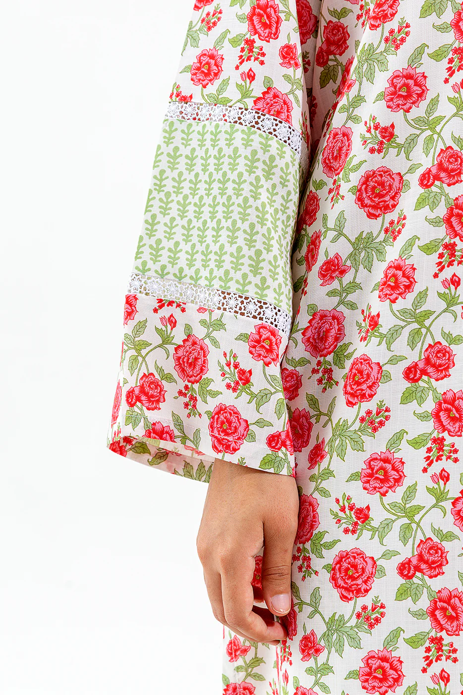 2 PIECE PRINTED VISCOSE SUIT (PRET) - Image 4