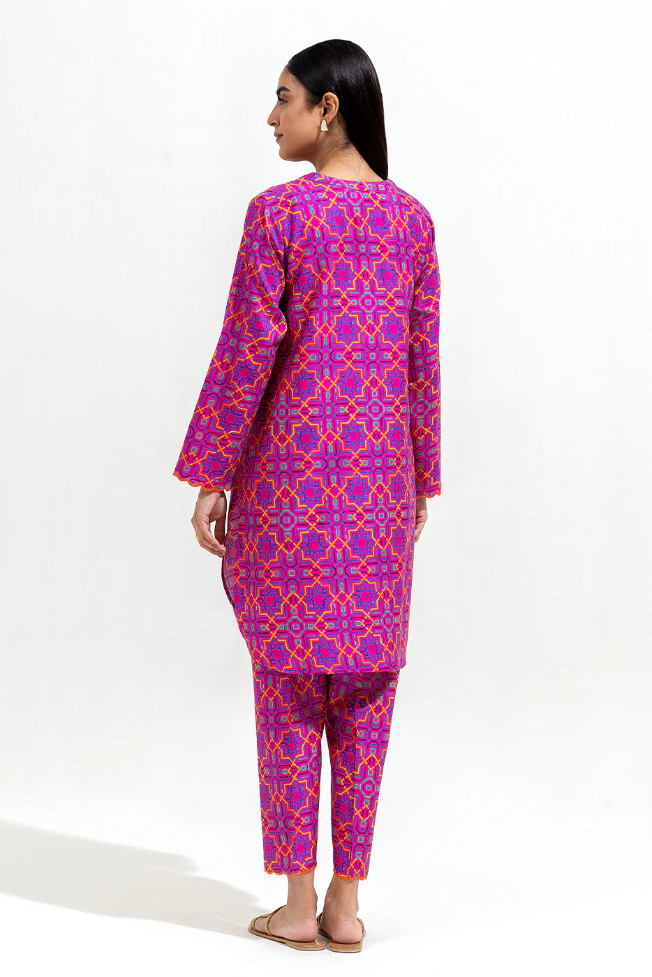 2 PIECE PRINTED PREMIUM LAWN SUIT (PRET) - Image 3
